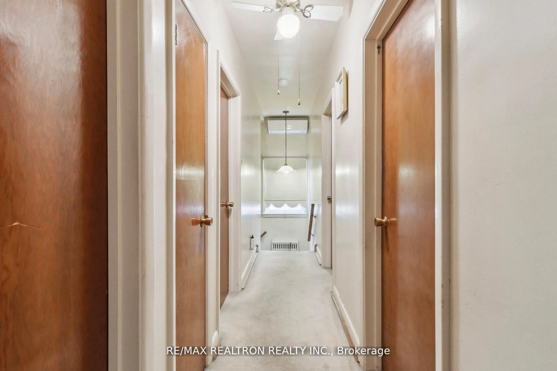 Photo 25 of 139 Yorkview Drive, North York, Willowdale West — HOMEH