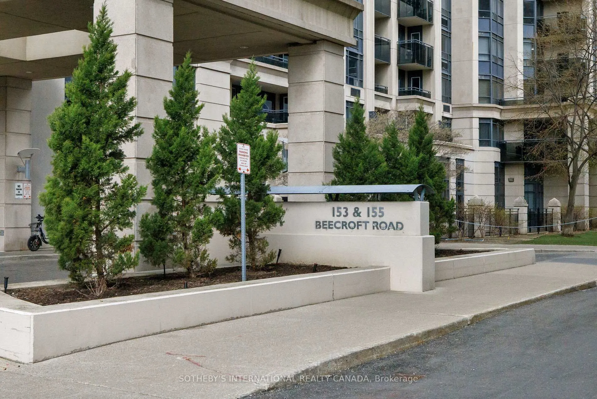 Photo 4 of Unit 202, 153 Beecroft Road, North York, Lansing-Westgate — HOMEH