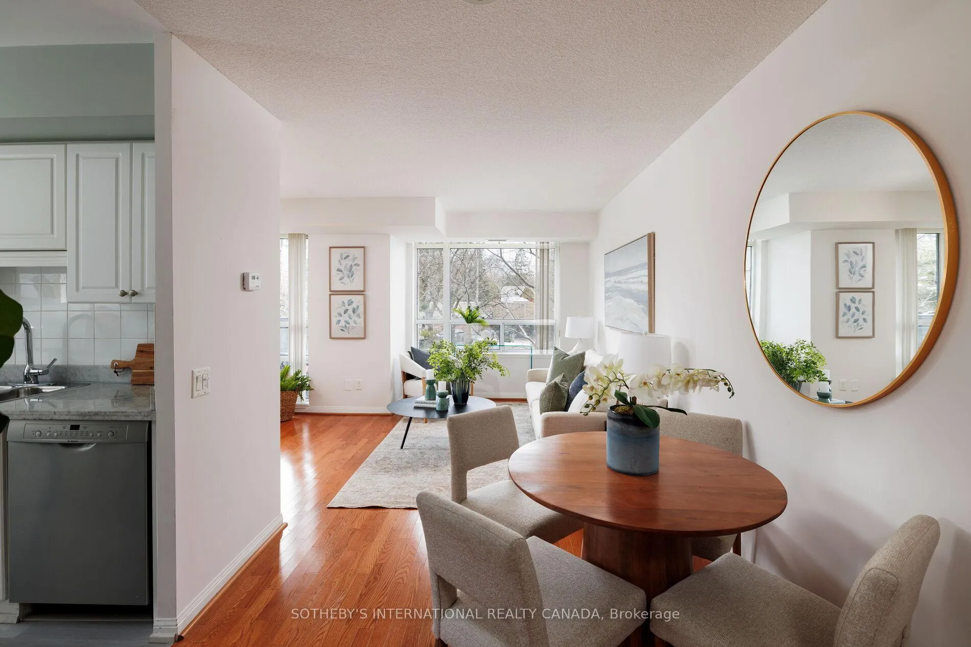 Photo 8 of Unit 202, 153 Beecroft Road, North York, Lansing-Westgate — HOMEH
