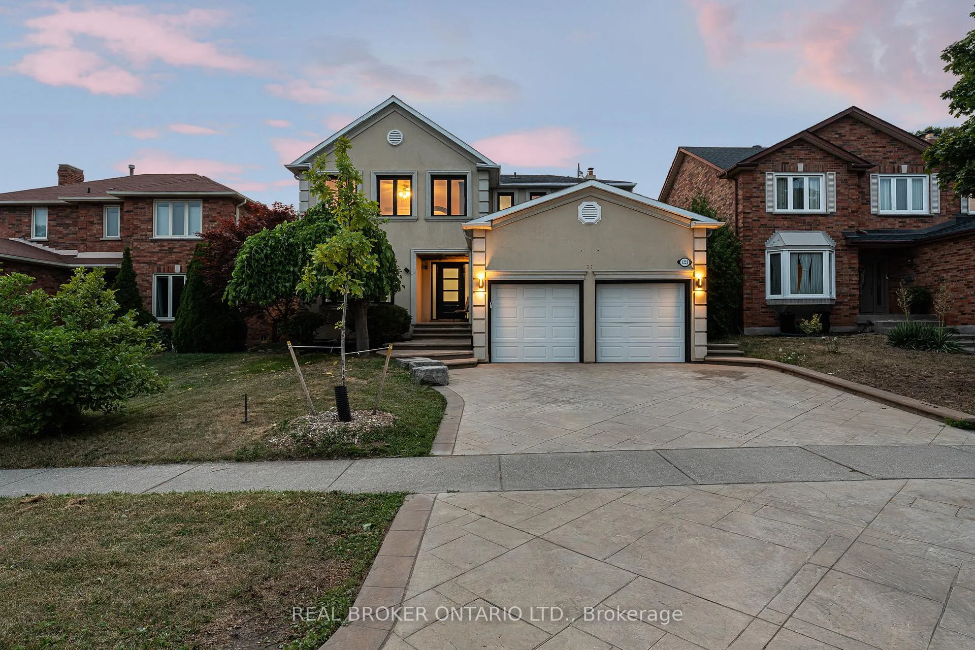 Photo 45 of 1221 Creekside Drive, Oakville, Wedgewood Creek — HOMEH