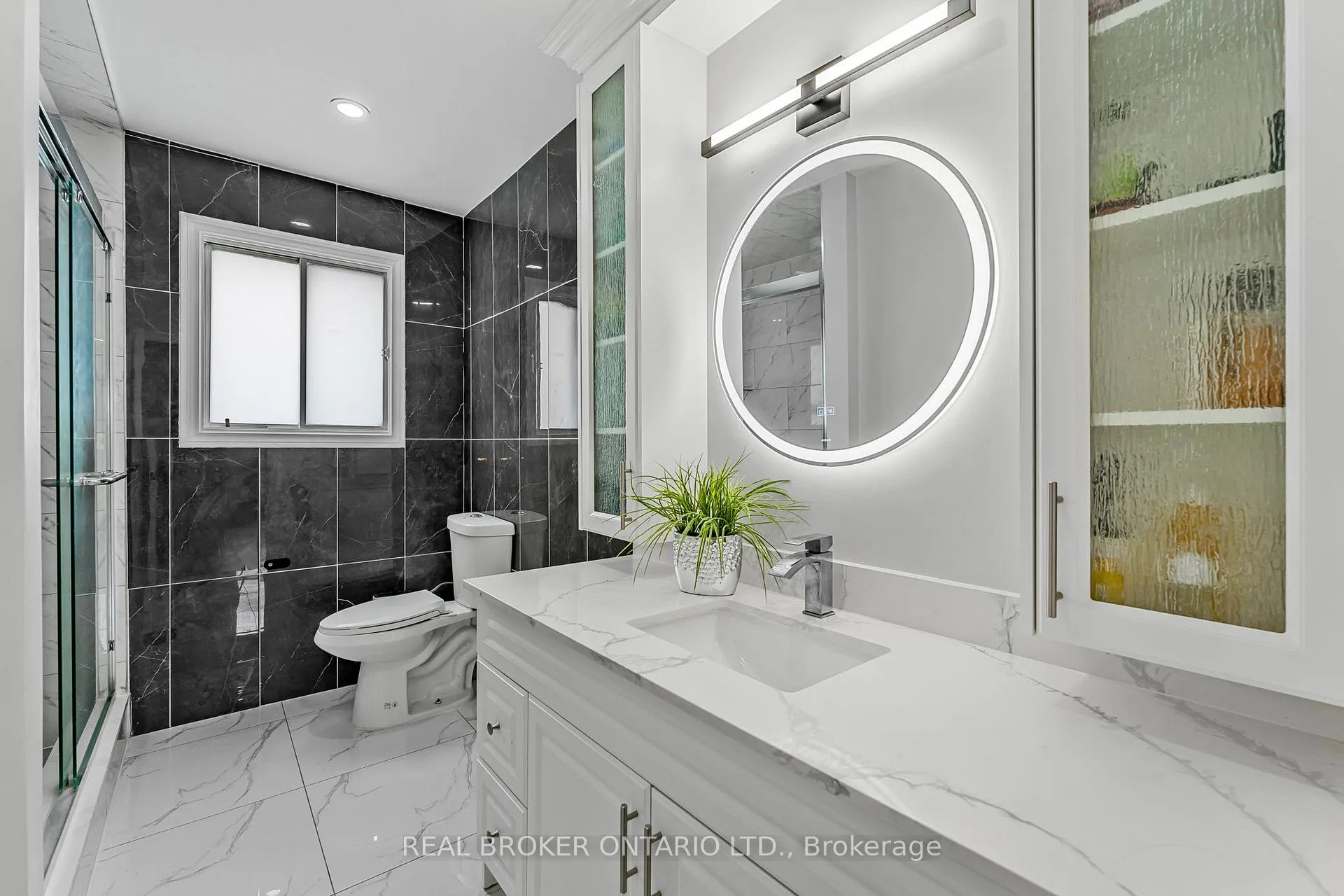 Photo 24 of 1221 Creekside Drive, Oakville, Wedgewood Creek — HOMEH
