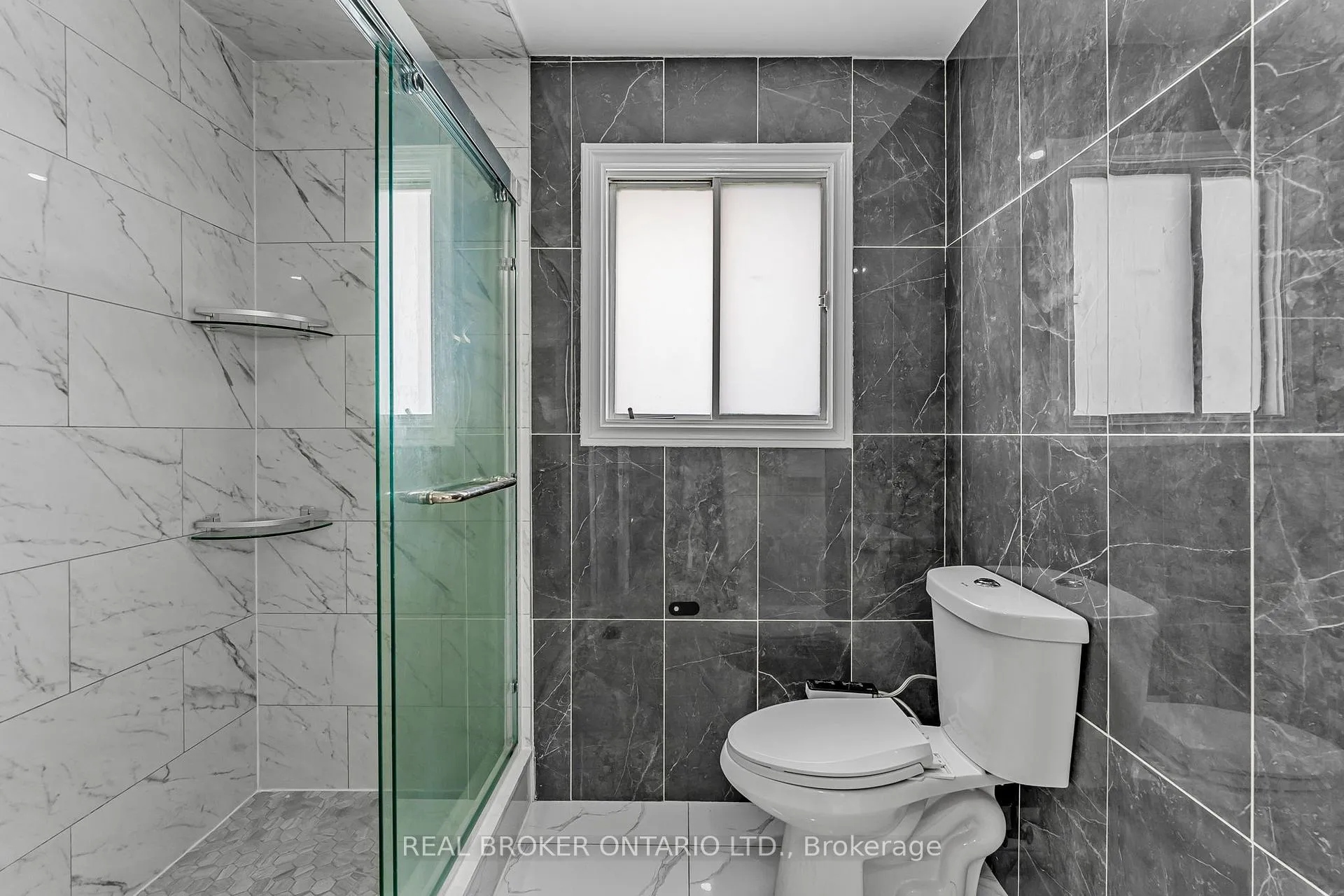 Photo 25 of 1221 Creekside Drive, Oakville, Wedgewood Creek — HOMEH