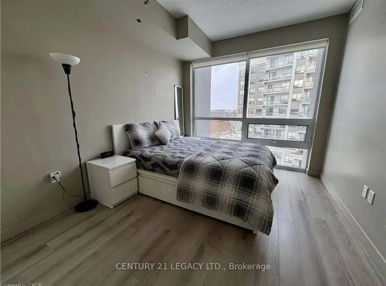 Photo 11 of Unit 811, 150 Water Street N, Cambridge — HOMEH