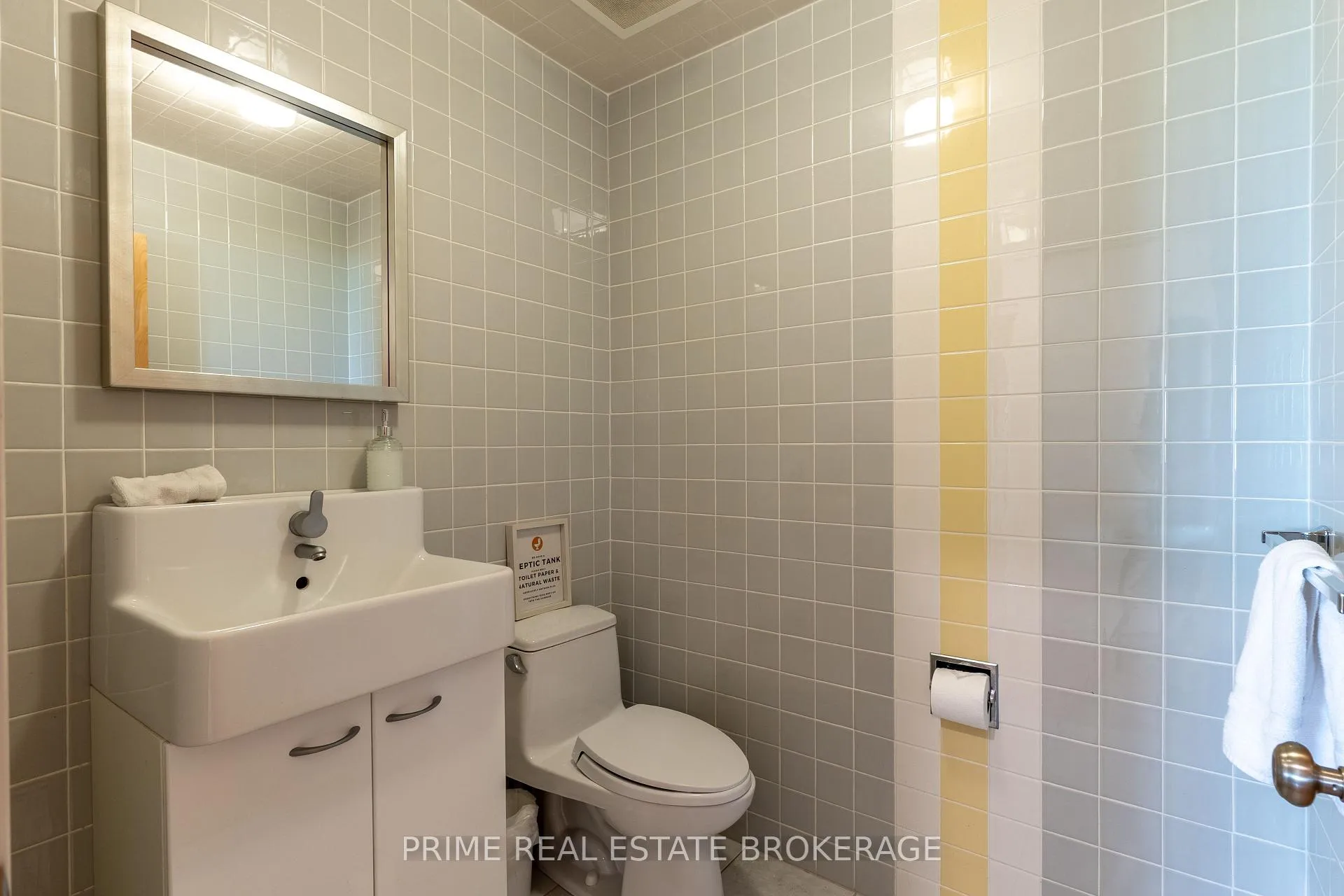 Photo 21 of 71899 Sunridge Crescent, Bluewater, Hay — HOMEH