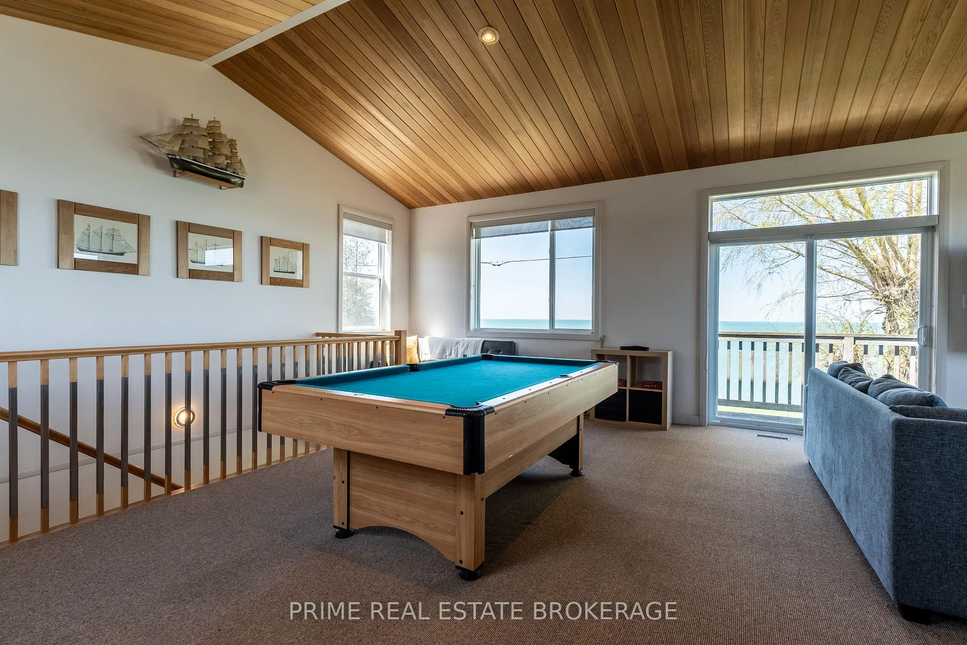 Photo 23 of 71899 Sunridge Crescent, Bluewater, Hay — HOMEH