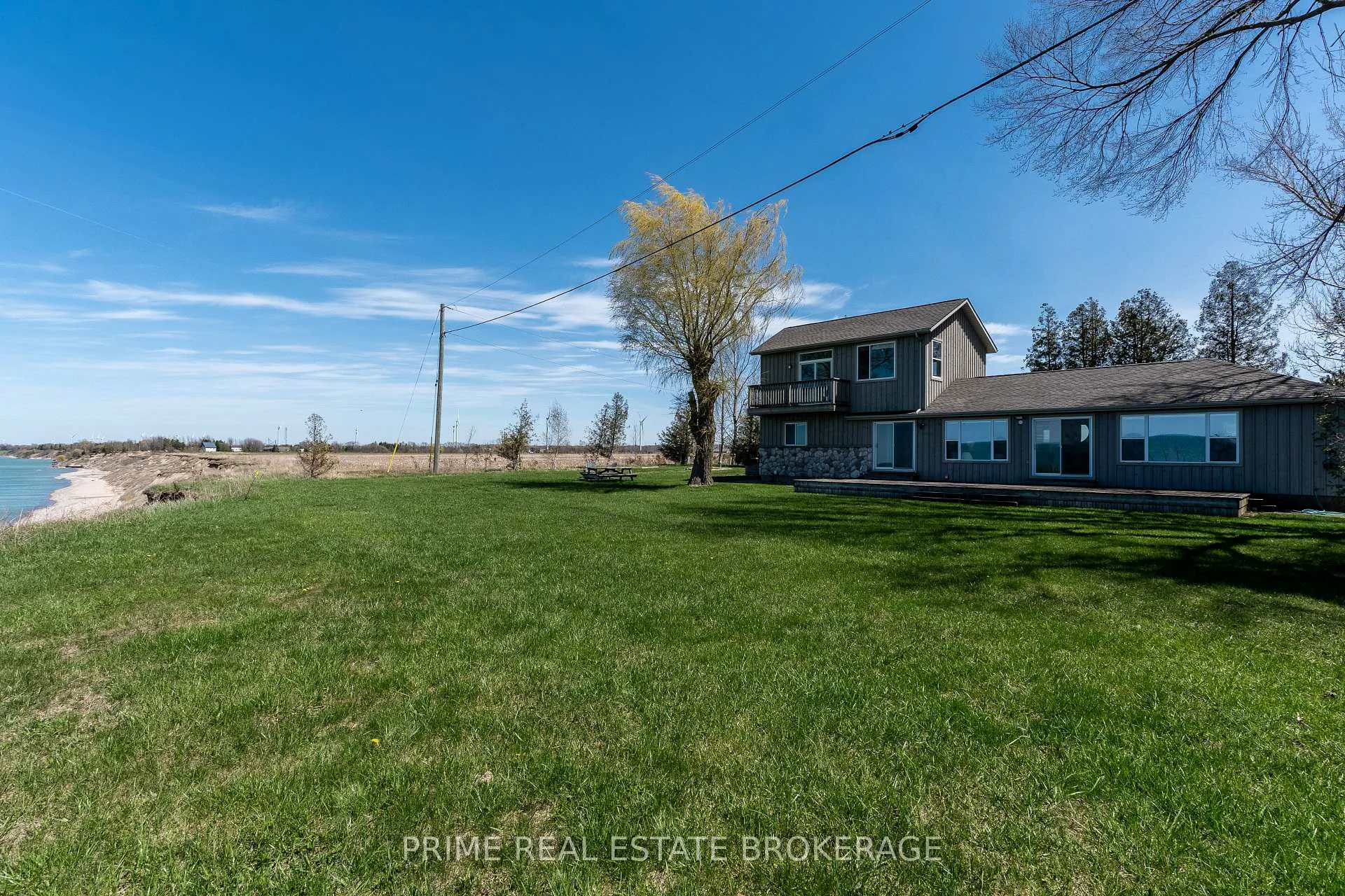 Photo 33 of 71899 Sunridge Crescent, Bluewater, Hay — HOMEH