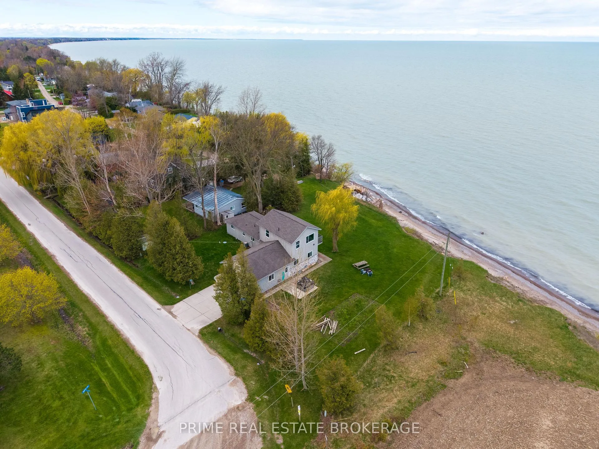 Photo 42 of 71899 Sunridge Crescent, Bluewater, Hay — HOMEH