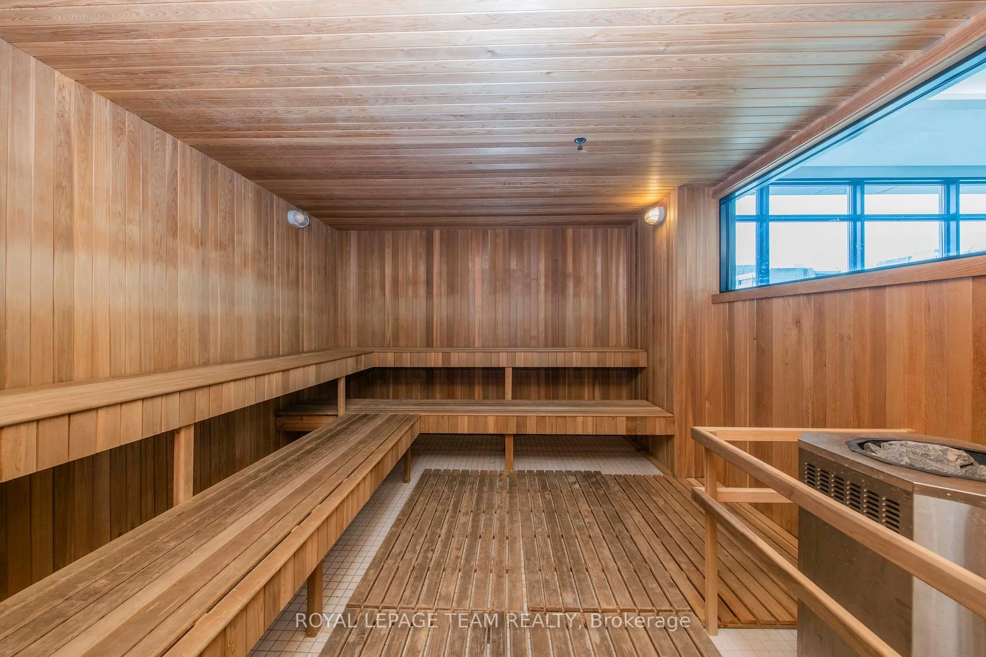 Photo 10 of Unit 409, 255 Bay Street N, Ottawa, Ottawa Centre — HOMEH