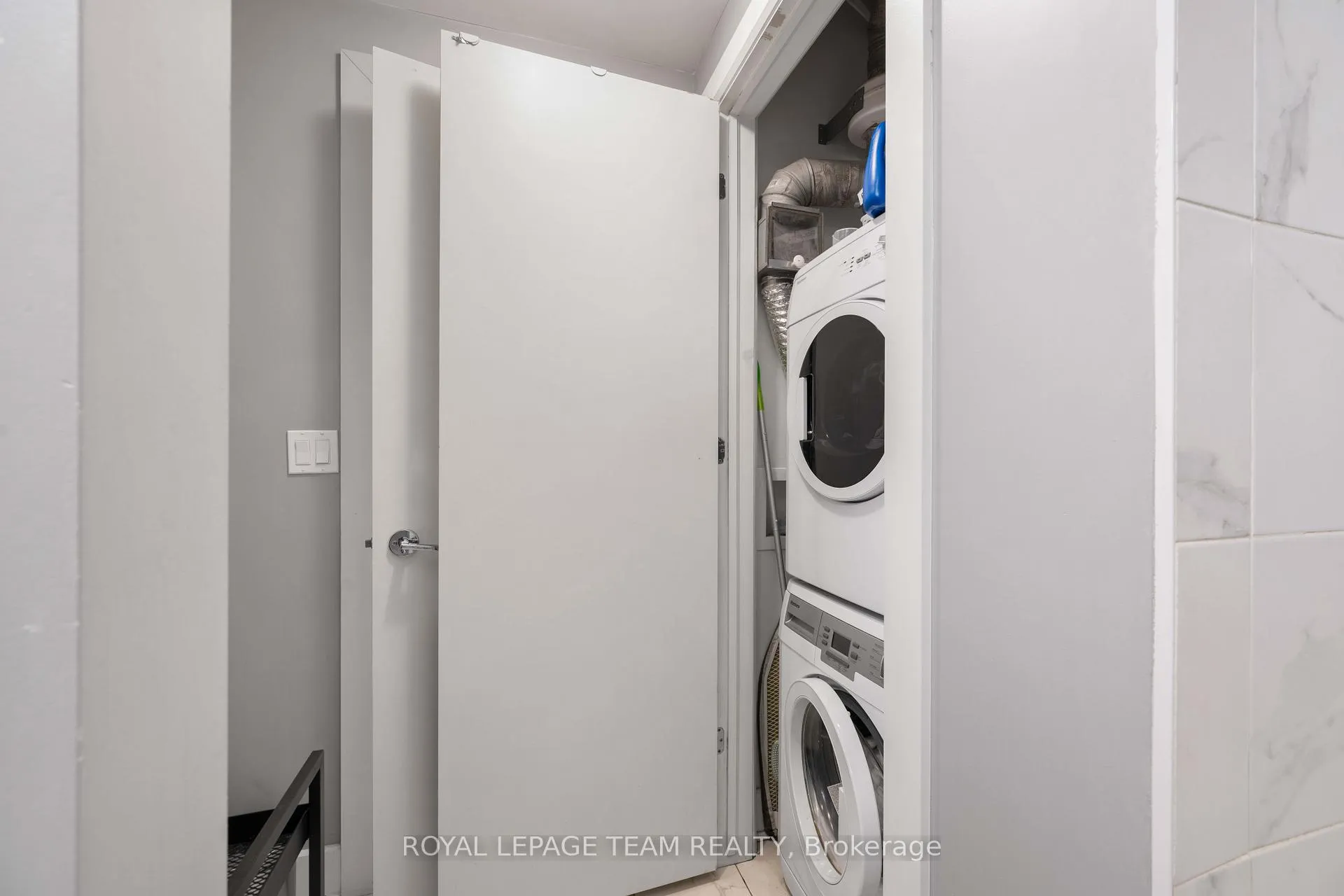 Photo 31 of Unit 409, 255 Bay Street N, Ottawa, Ottawa Centre — HOMEH
