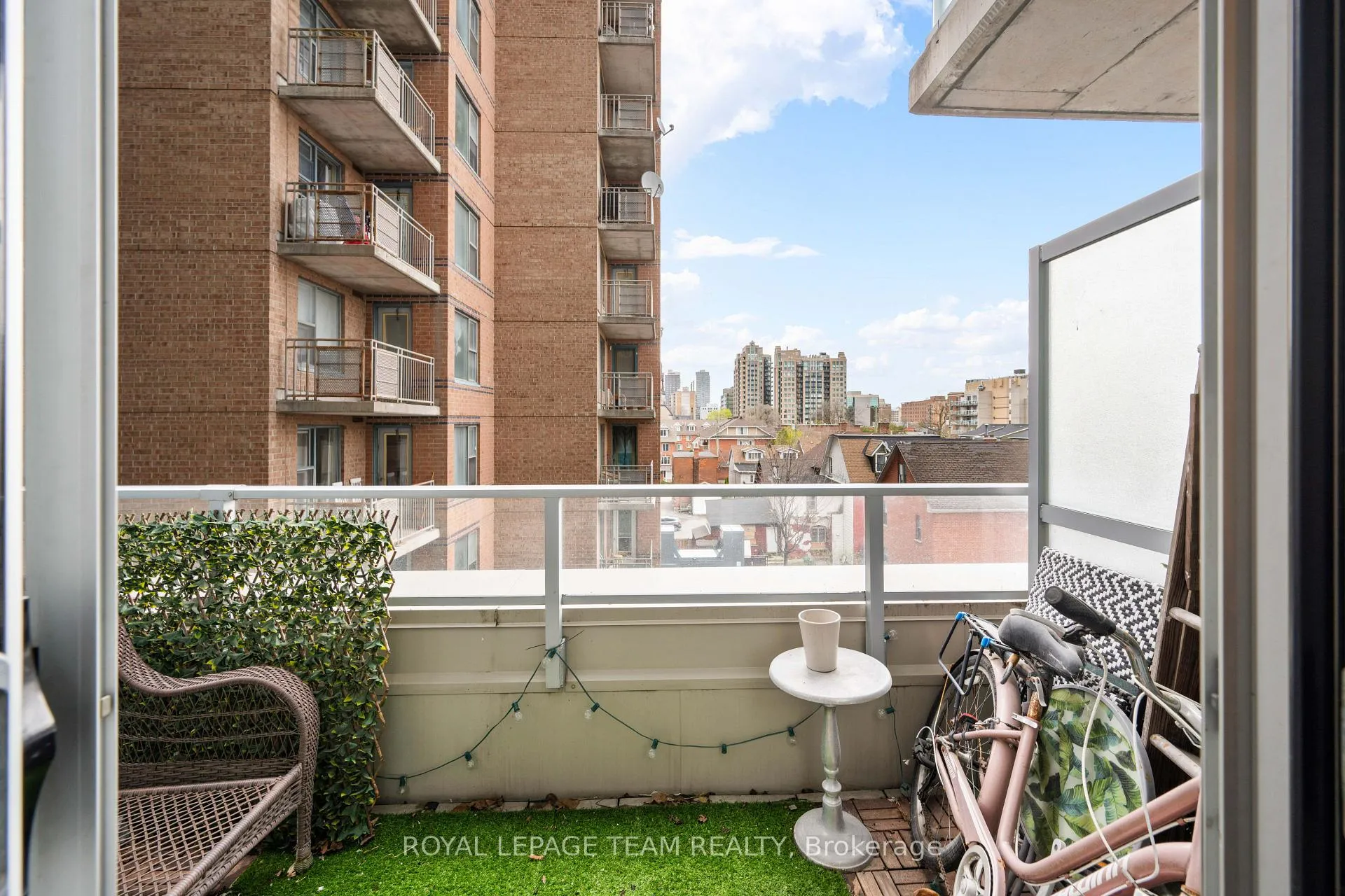 Photo 33 of Unit 409, 255 Bay Street N, Ottawa, Ottawa Centre — HOMEH