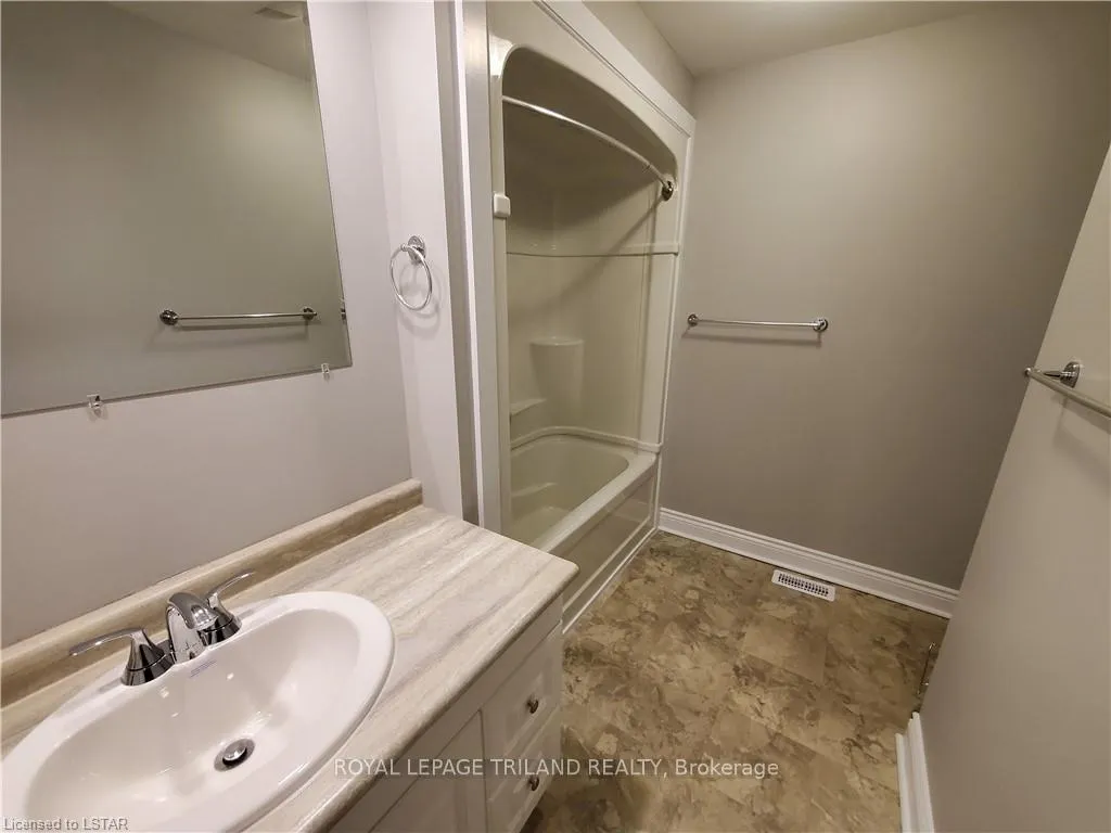 Photo 9 of Unit A, 125 Balaclava Street, St. Thomas — HOMEH