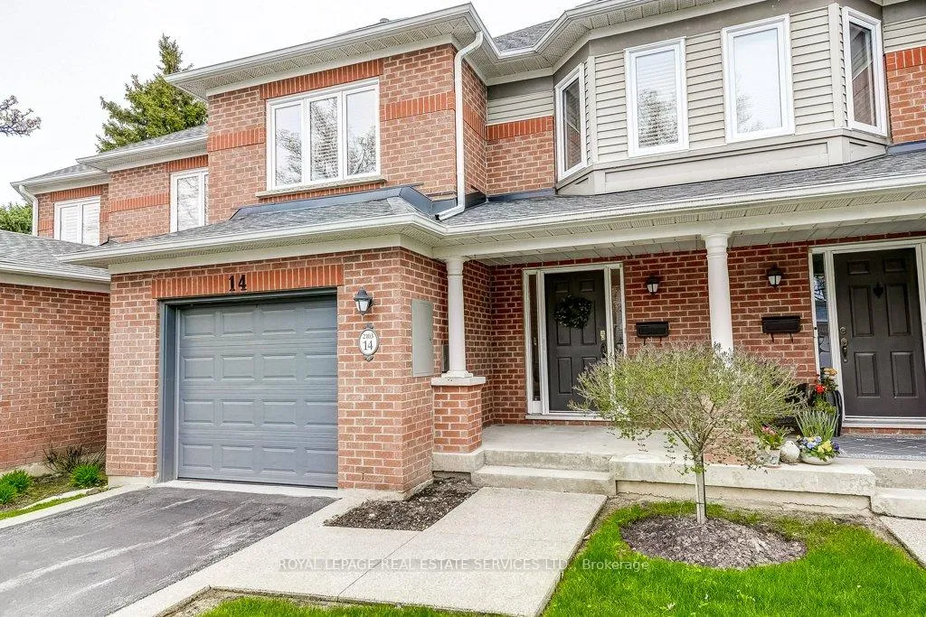 Photo 2 of Unit 14, 2103 Berwick Drive, Burlington, Rose — HOMEH