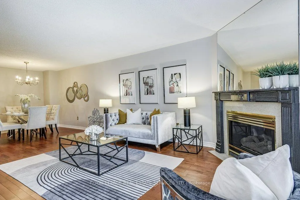 Photo 12 of Unit 14, 2103 Berwick Drive, Burlington, Rose — HOMEH