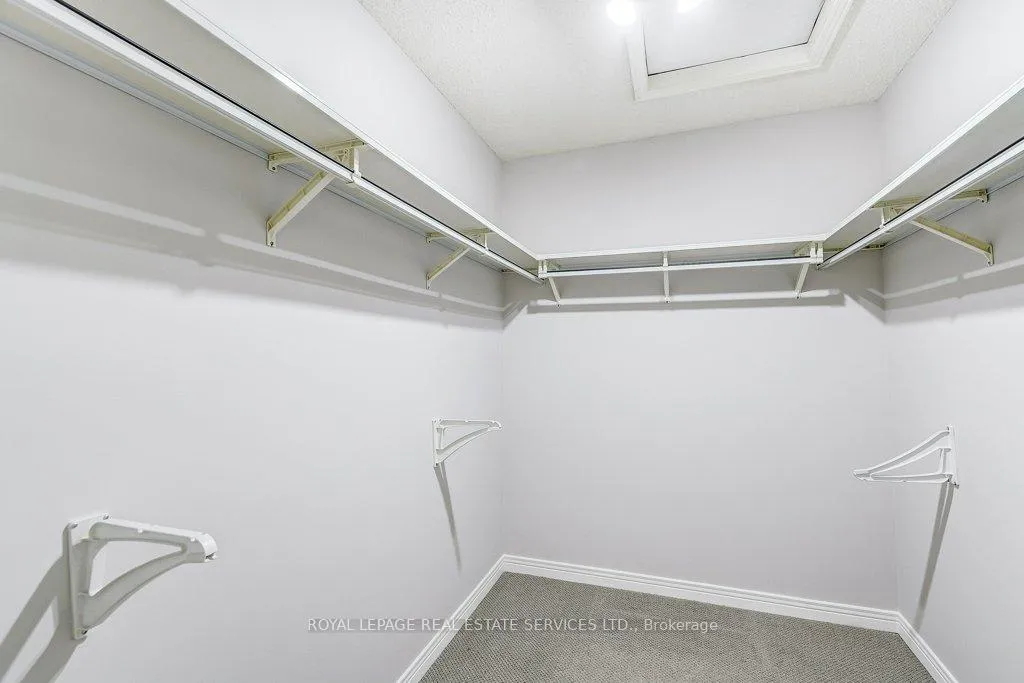 Photo 36 of Unit 14, 2103 Berwick Drive, Burlington, Rose — HOMEH