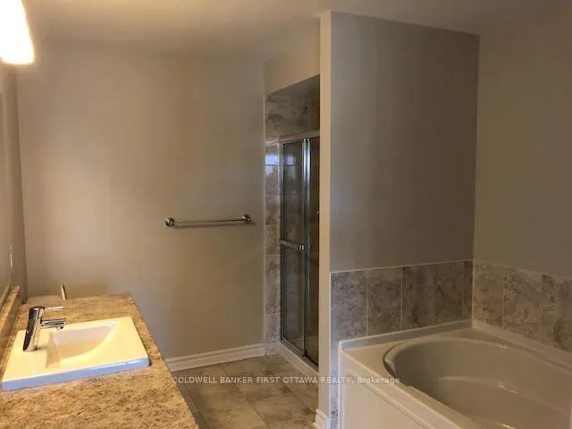 Photo 16 of 169 Shinny Avenue, Ottawa, Kanata - Emerald Meadows/Trailwest — HOMEH