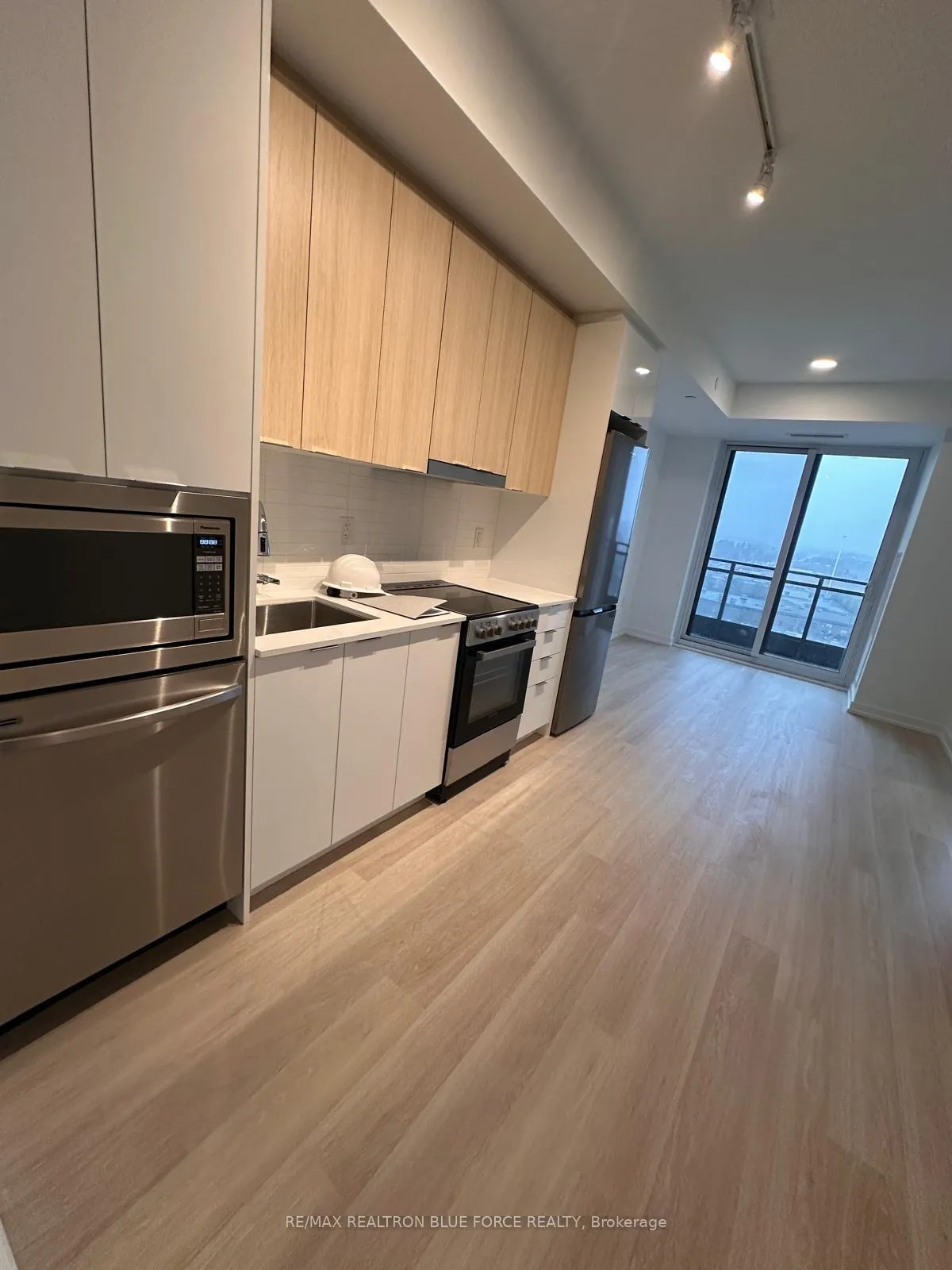 Photo 2 of Unit 1202, 9751 Markham Road N, Markham, Greensborough — HOMEH