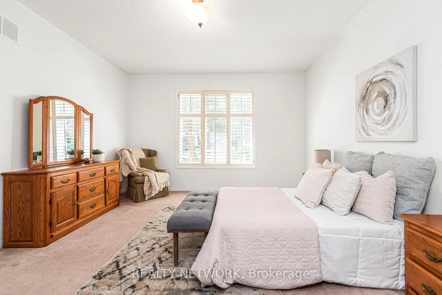 Photo 26 of 102 Moore Crescent, Hamilton, Ancaster — HOMEH