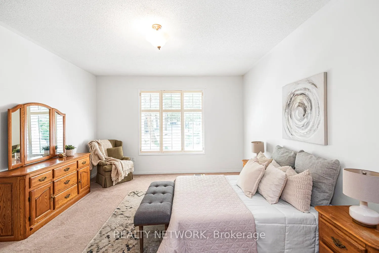 Photo 29 of 102 Moore Crescent, Hamilton, Ancaster — HOMEH