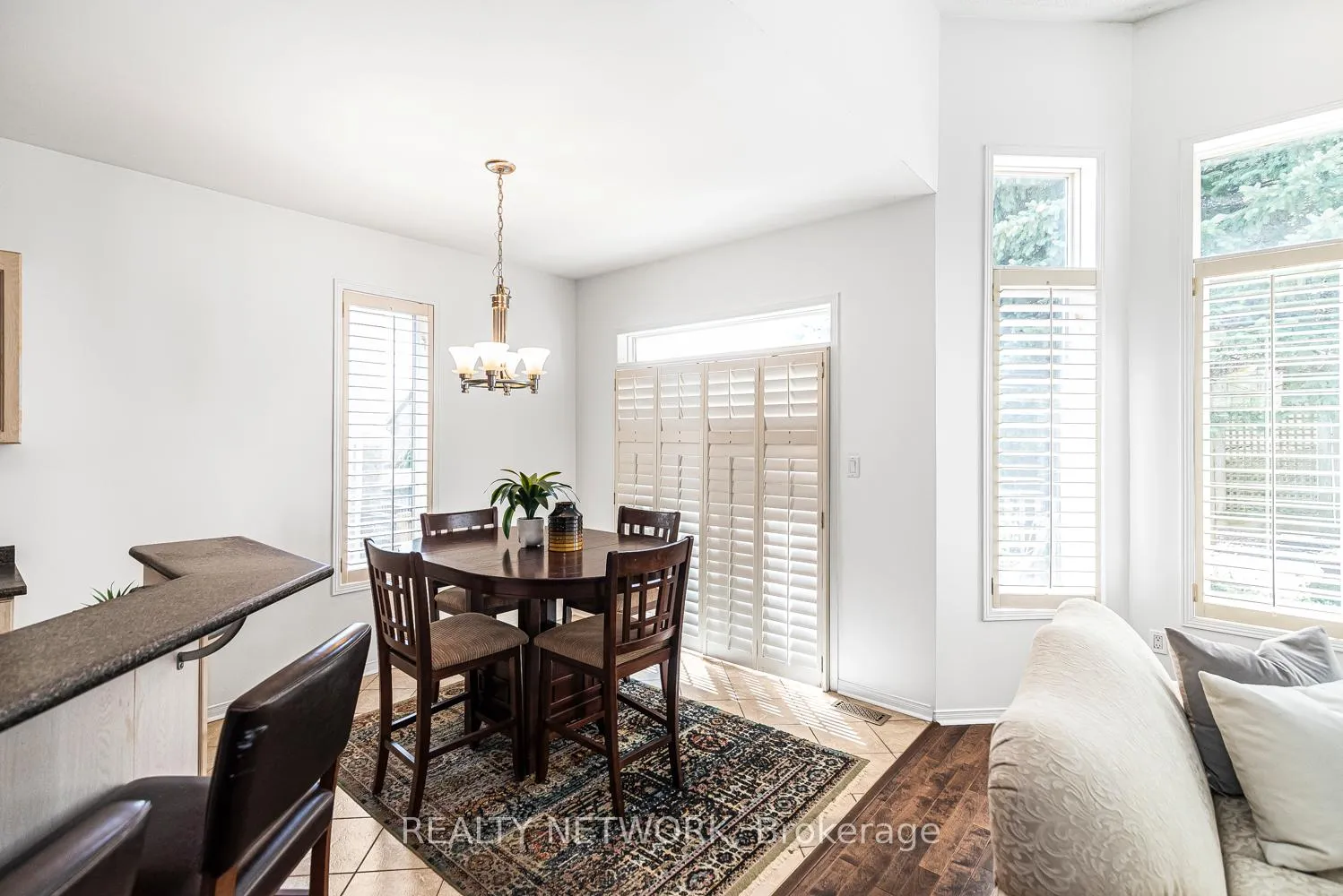 Photo 38 of 102 Moore Crescent, Hamilton, Ancaster — HOMEH