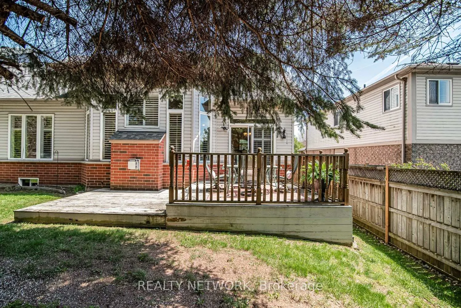 Photo 45 of 102 Moore Crescent, Hamilton, Ancaster — HOMEH
