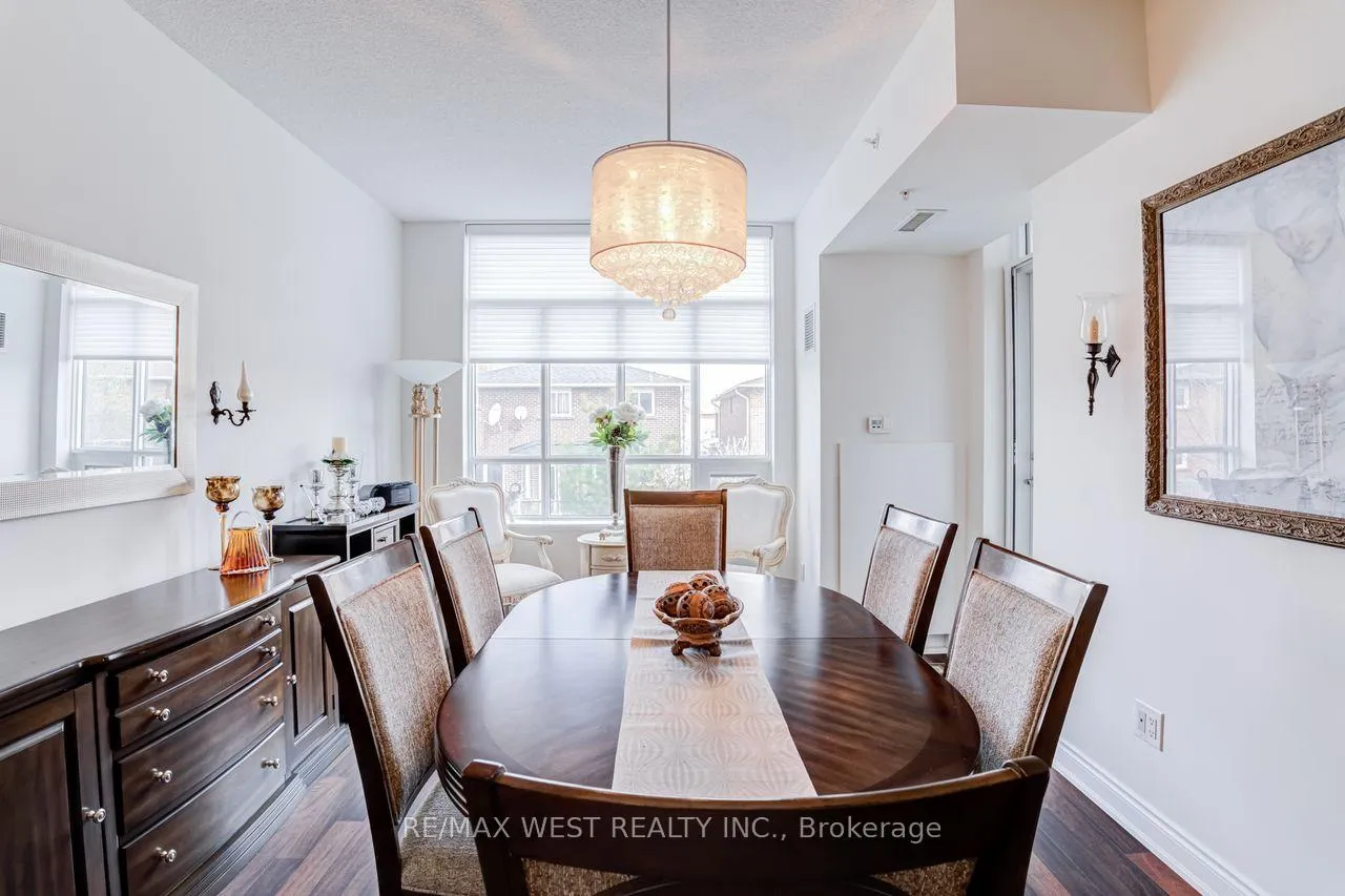 Photo 16 of Unit 230, 2396 Major MacKenzie Drive W, Vaughan, Maple — HOMEH