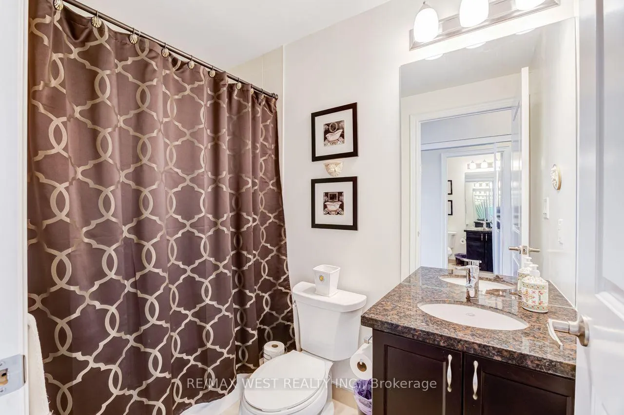 Photo 21 of Unit 230, 2396 Major MacKenzie Drive W, Vaughan, Maple — HOMEH