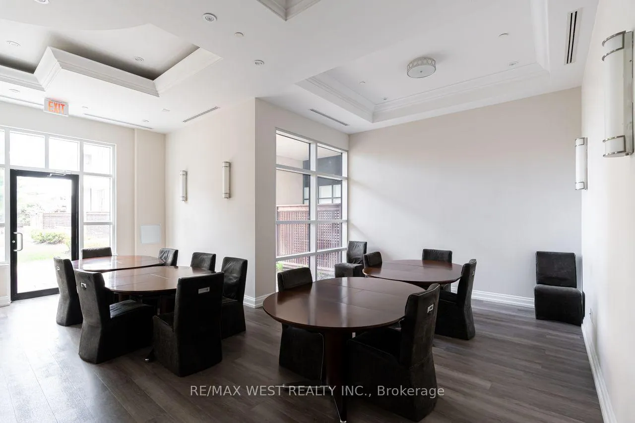 Photo 30 of Unit 230, 2396 Major MacKenzie Drive W, Vaughan, Maple — HOMEH