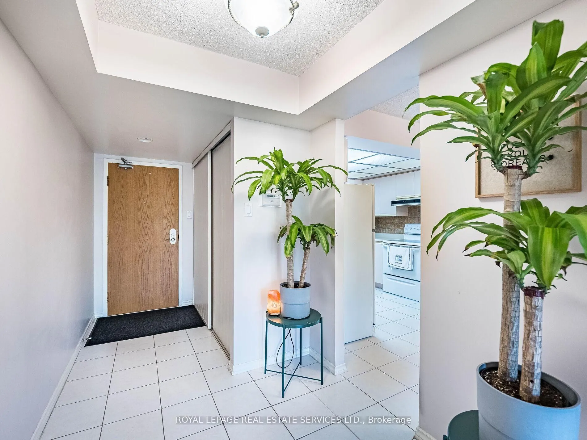 Photo 15 of Unit 512, 310 Mill Street S, Brampton, Brampton South — HOMEH