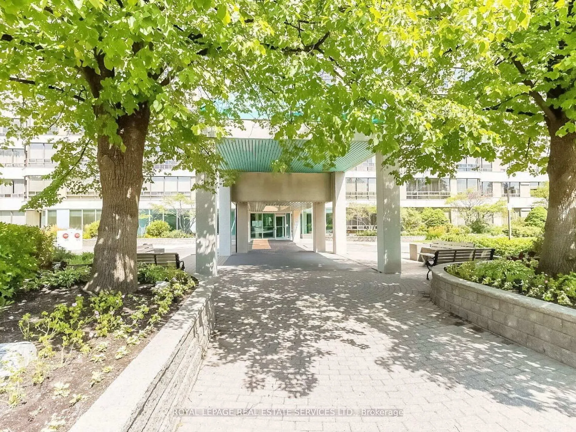 Photo 9 of Unit 512, 310 Mill Street S, Brampton, Brampton South — HOMEH