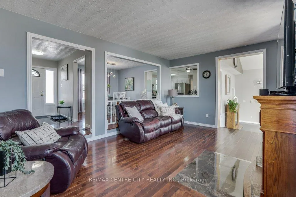 Photo 9 of 34135 Talbot Line, Southwold, Rural Southwold — HOMEH