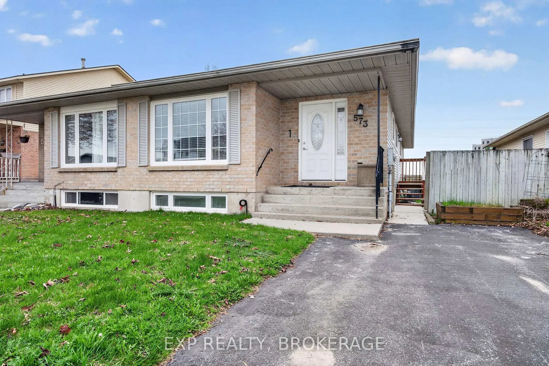 Photo 3 of 573 Whistler Terrace, Kingston, East Gardiners Rd — HOMEH