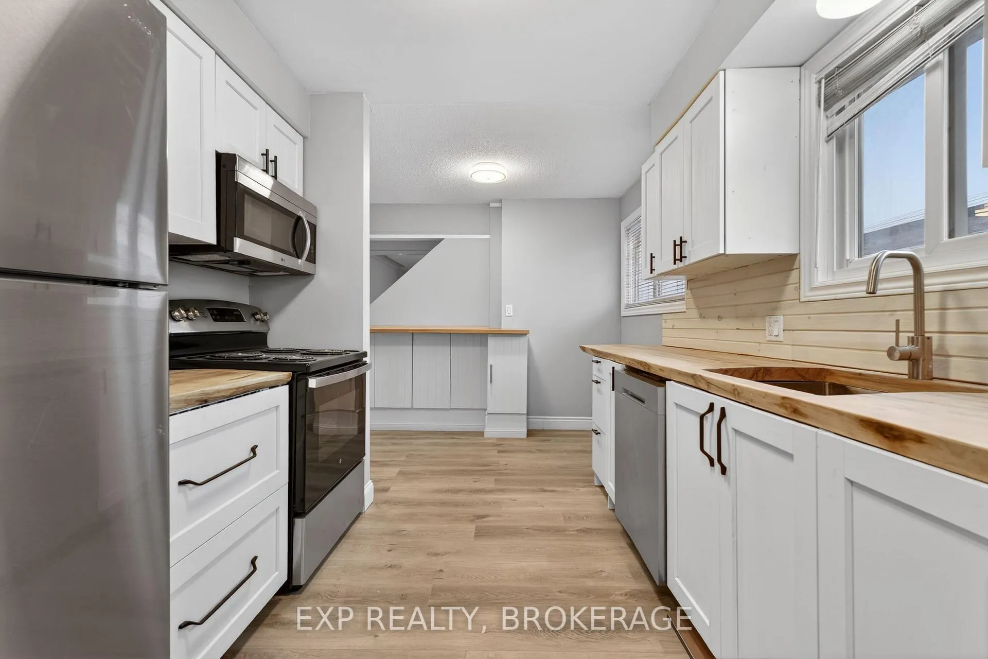 Photo 6 of 573 Whistler Terrace, Kingston, East Gardiners Rd — HOMEH