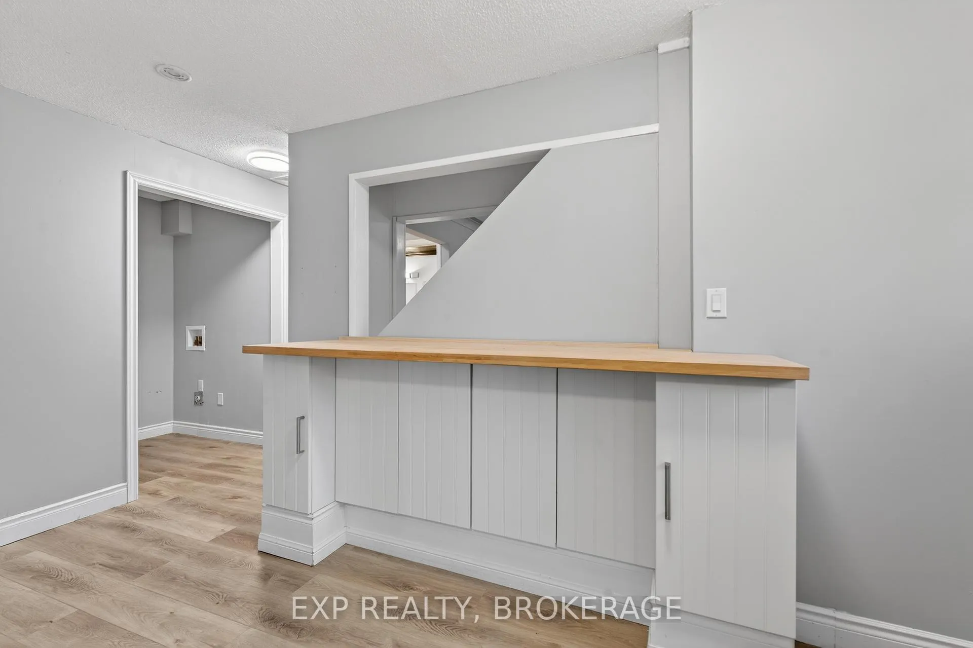 Photo 8 of 573 Whistler Terrace, Kingston, East Gardiners Rd — HOMEH