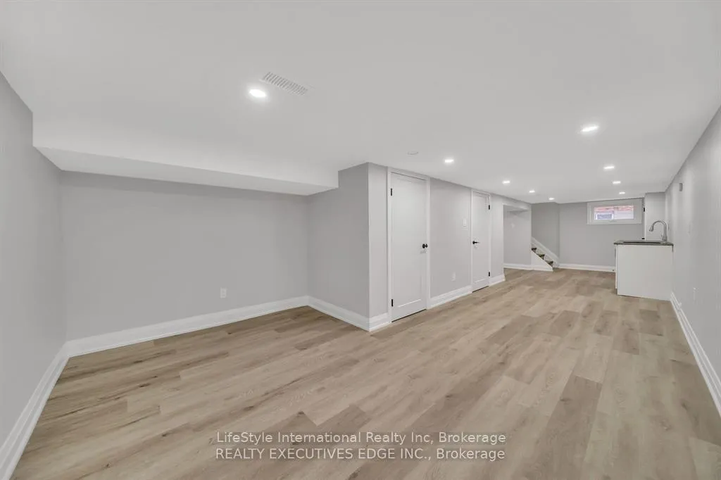 Photo 11 of 234 Stevenson Street N, Guelph, St. George's — HOMEH