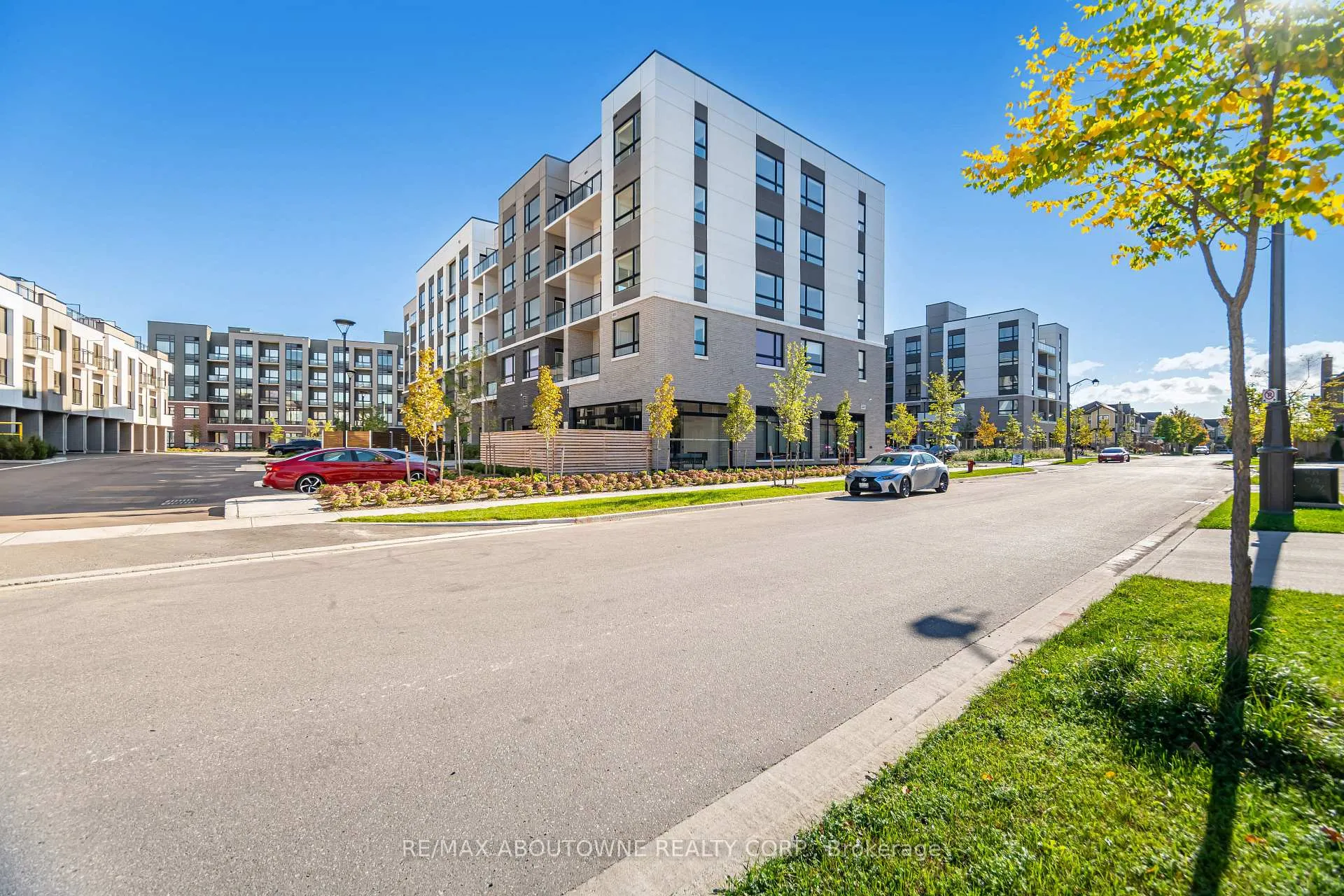 Photo 4 of Unit 228, 3250 Carding Mill Trail, Oakville, Glenorchy — HOMEH