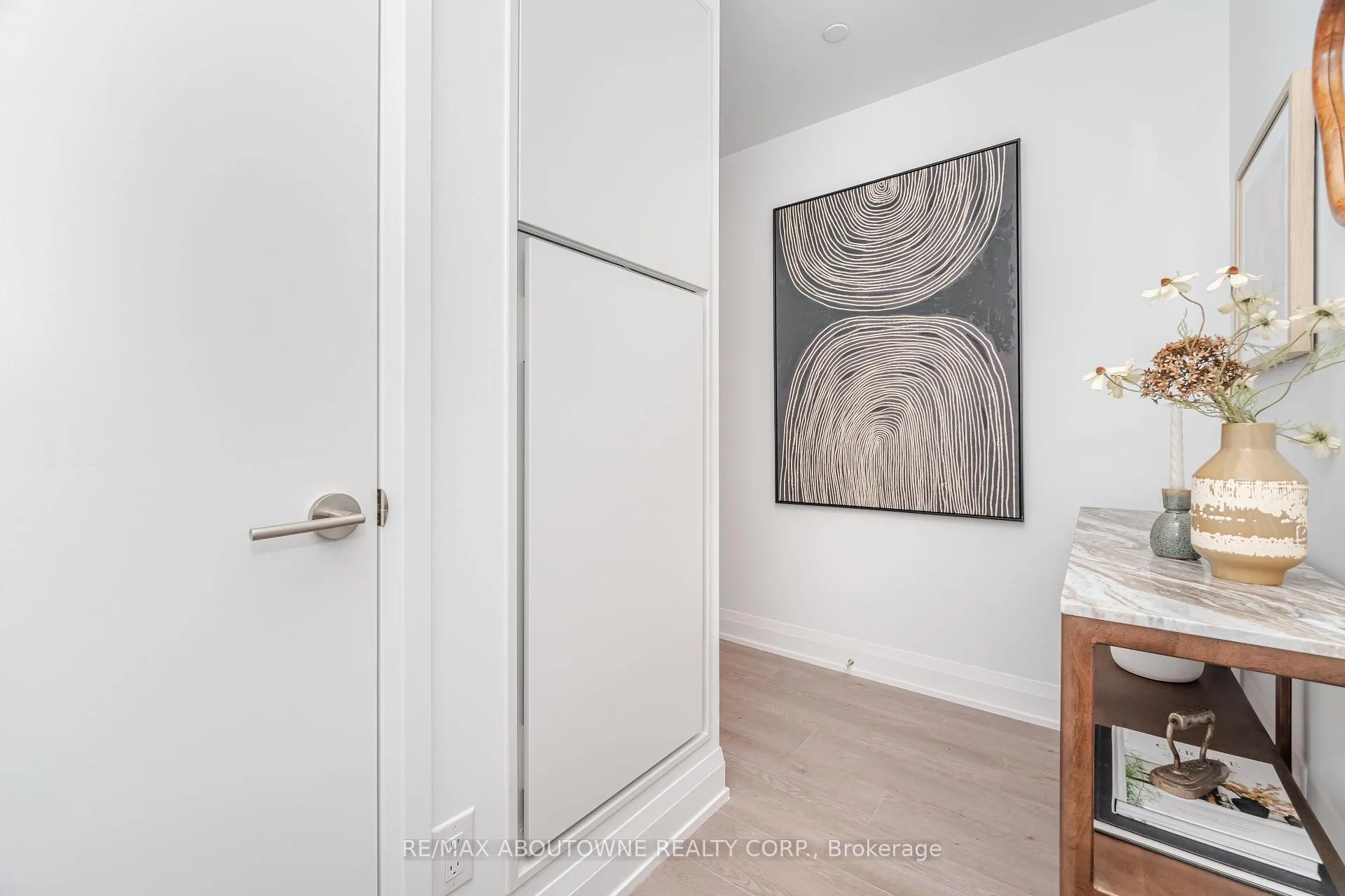 Photo 12 of Unit 228, 3250 Carding Mill Trail, Oakville, Glenorchy — HOMEH