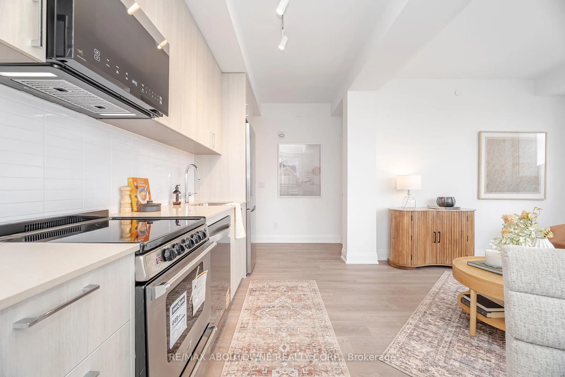 Photo 15 of Unit 228, 3250 Carding Mill Trail, Oakville, Glenorchy — HOMEH