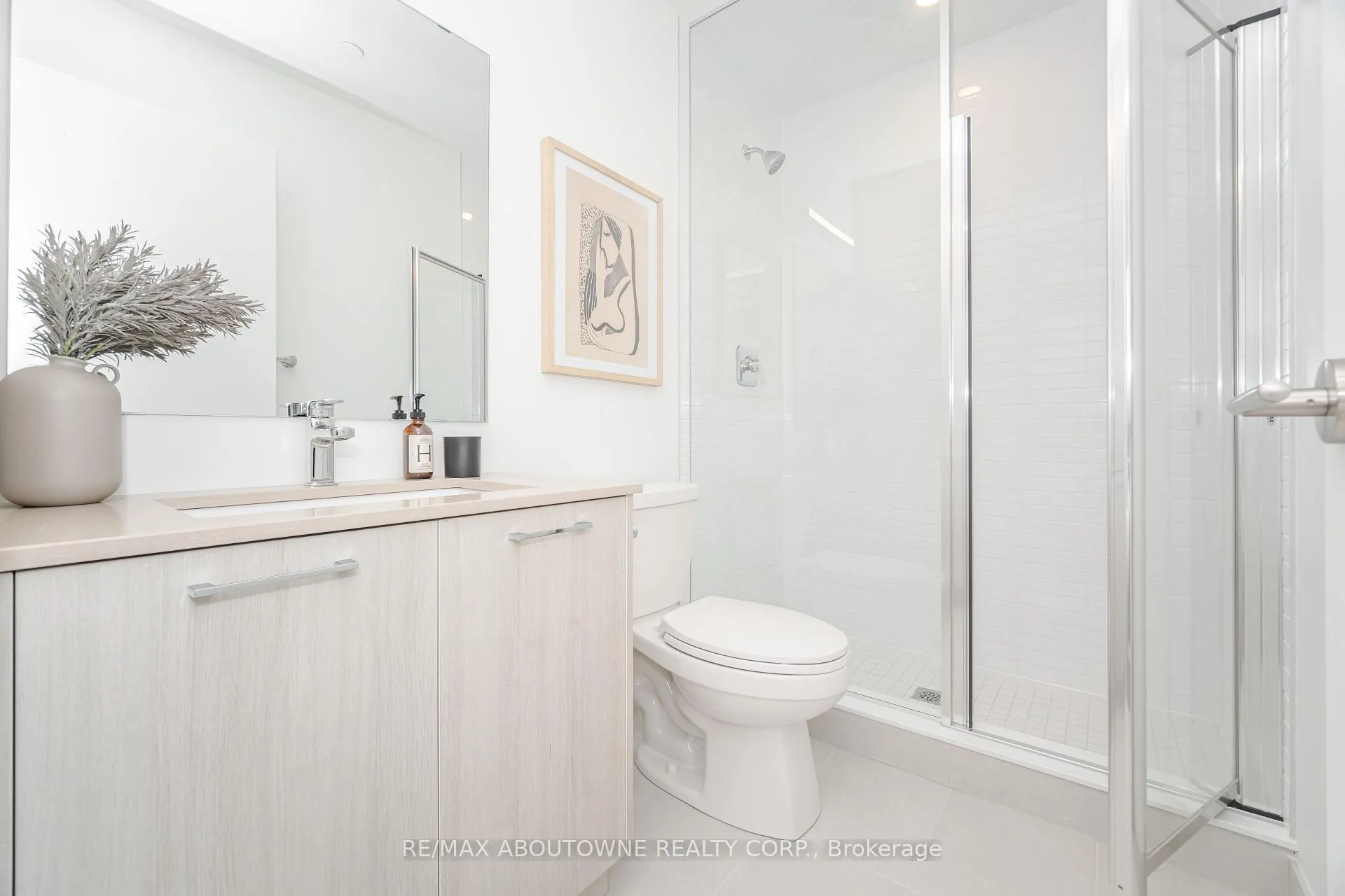 Photo 26 of Unit 228, 3250 Carding Mill Trail, Oakville, Glenorchy — HOMEH