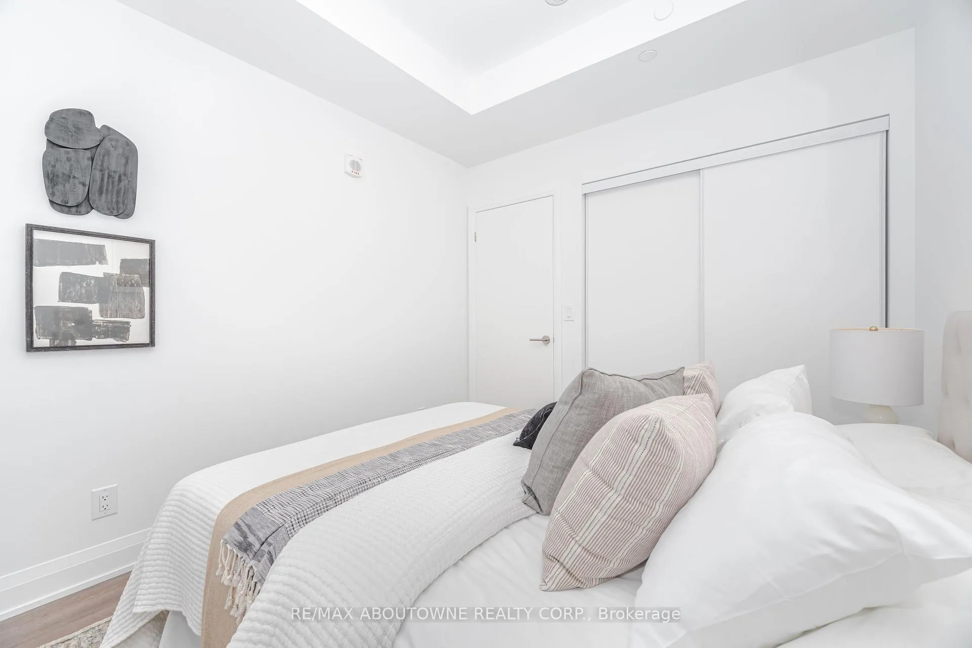 Photo 29 of Unit 228, 3250 Carding Mill Trail, Oakville, Glenorchy — HOMEH