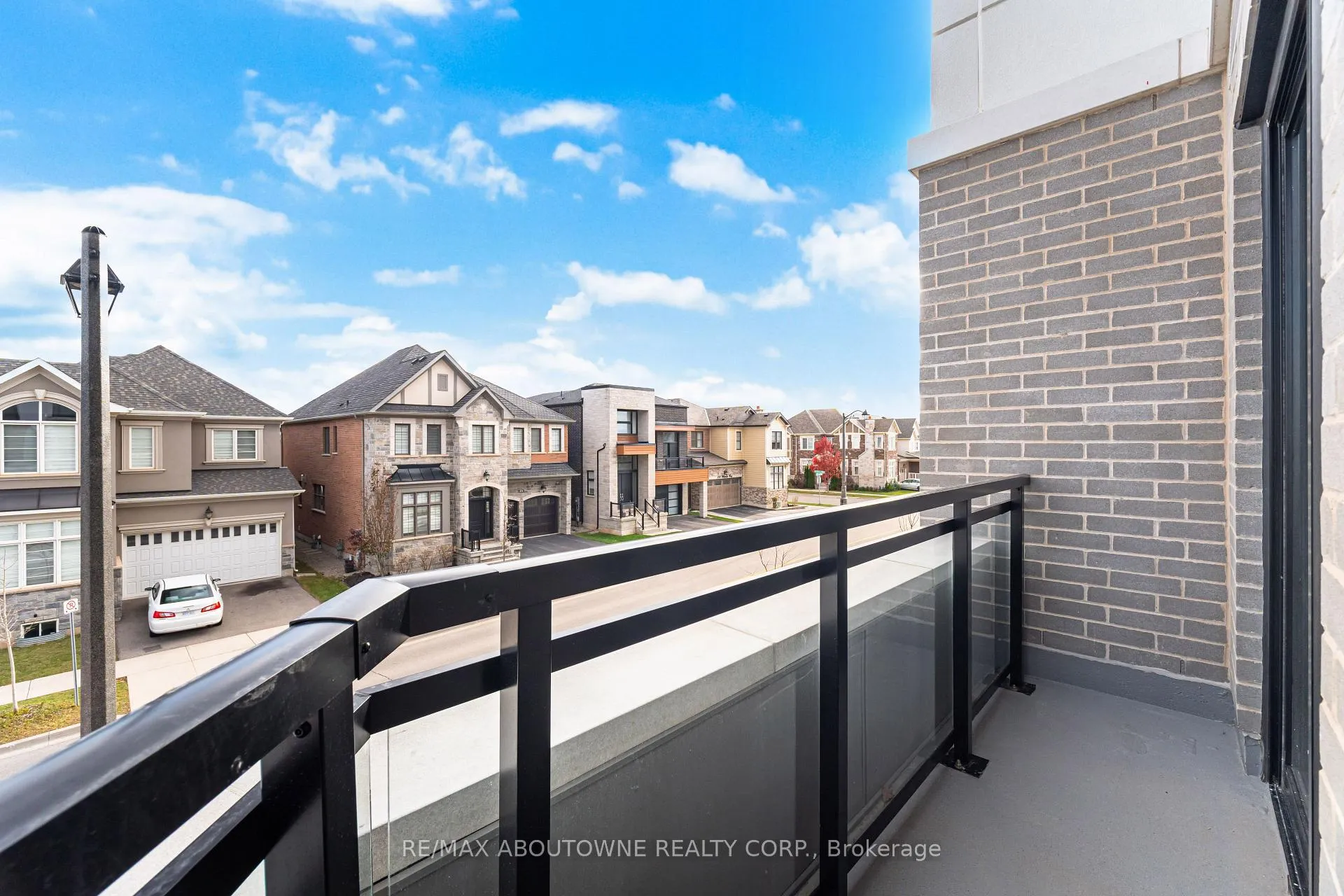 Photo 32 of Unit 228, 3250 Carding Mill Trail, Oakville, Glenorchy — HOMEH
