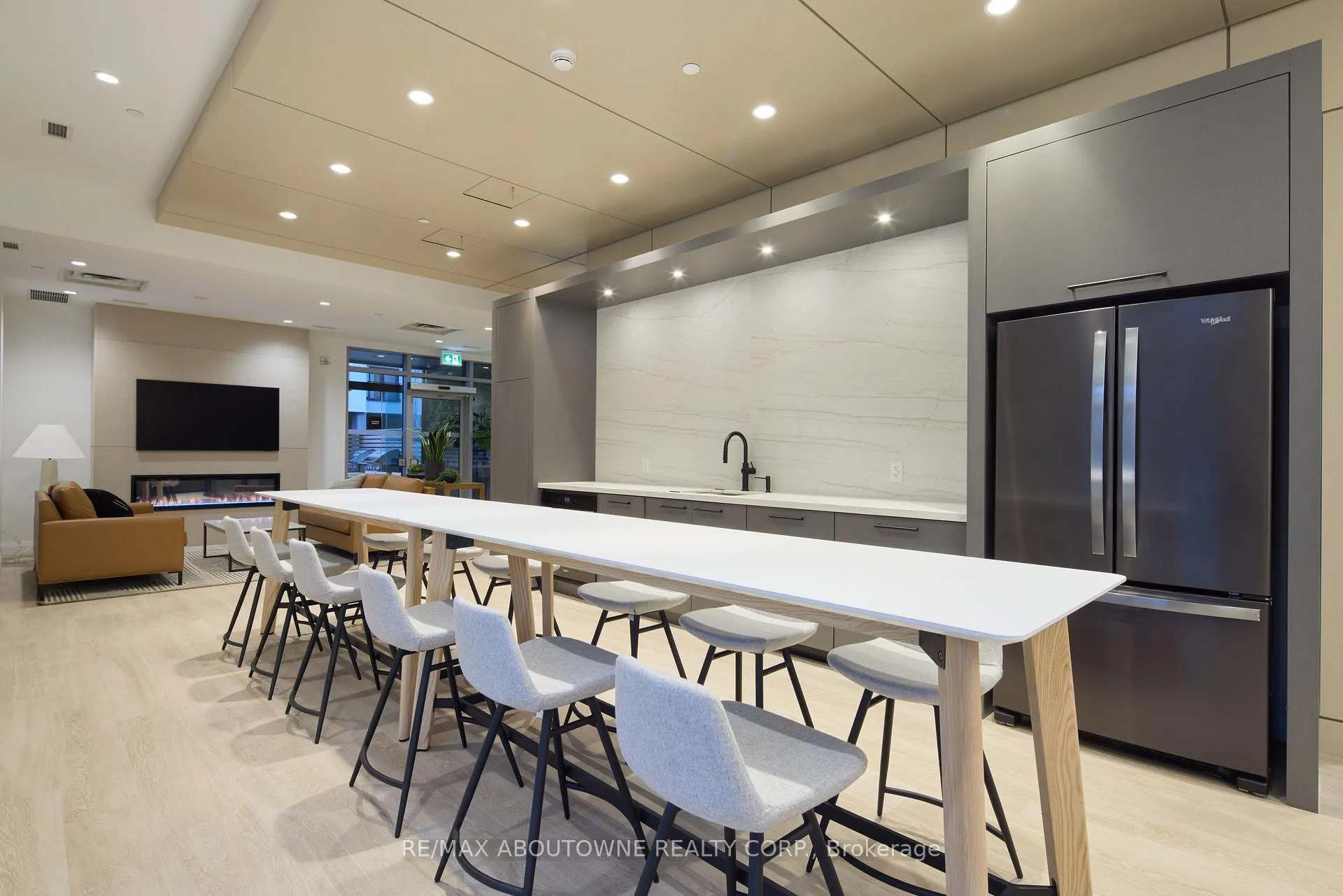 Photo 44 of Unit 228, 3250 Carding Mill Trail, Oakville, Glenorchy — HOMEH