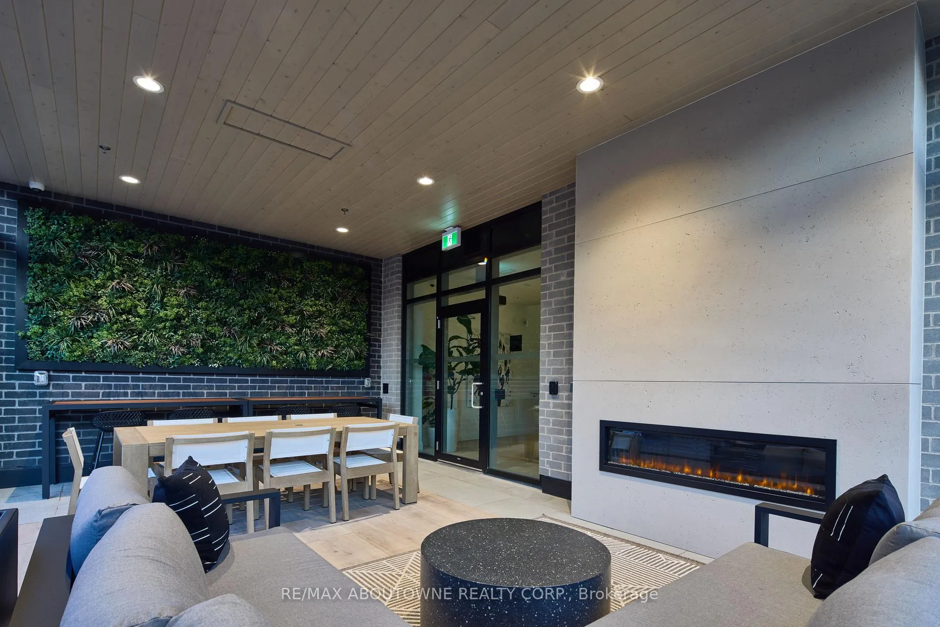 Photo 47 of Unit 228, 3250 Carding Mill Trail, Oakville, Glenorchy — HOMEH