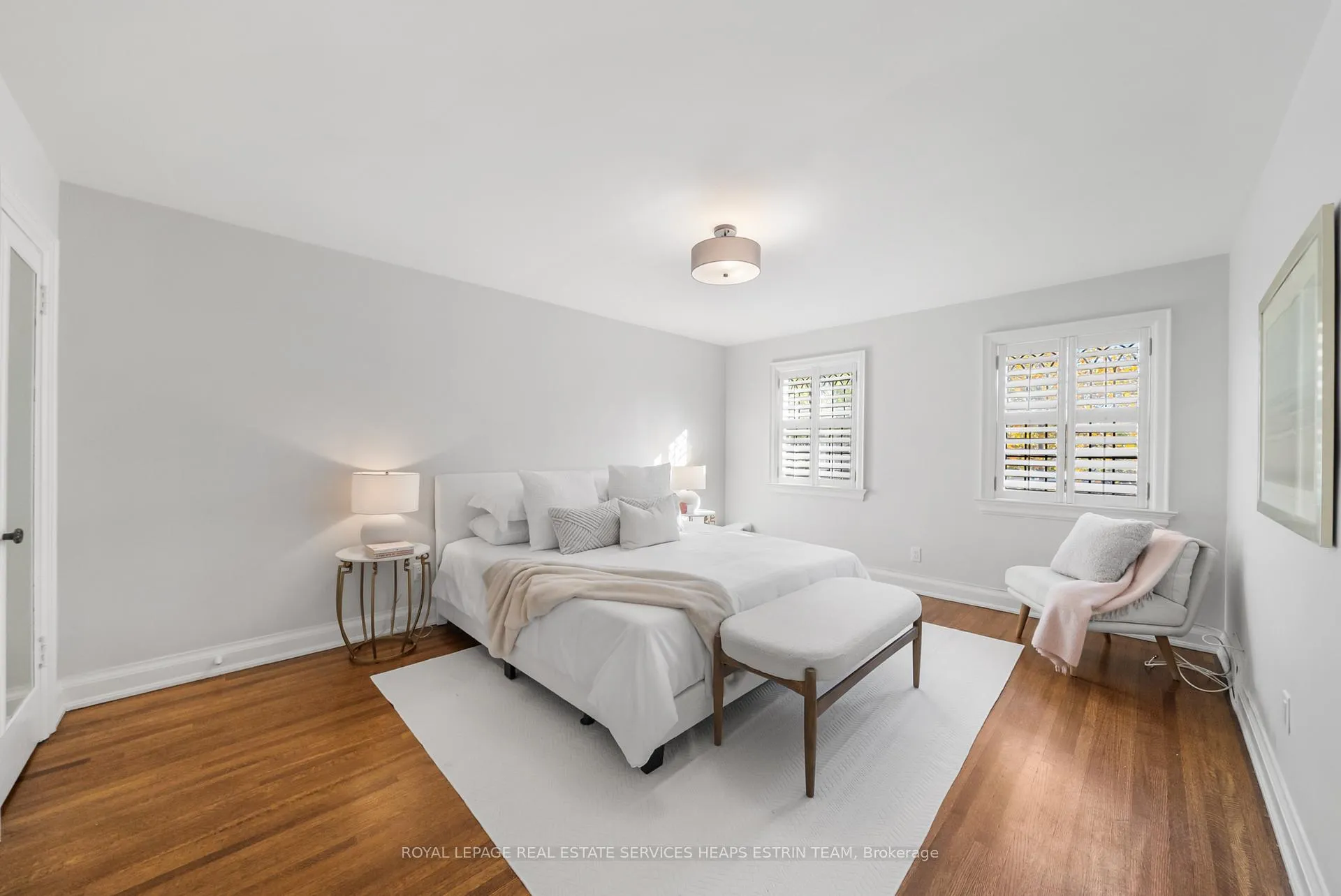 Photo 11 of 10 Heather Road, Toronto, Leaside — HOMEH
