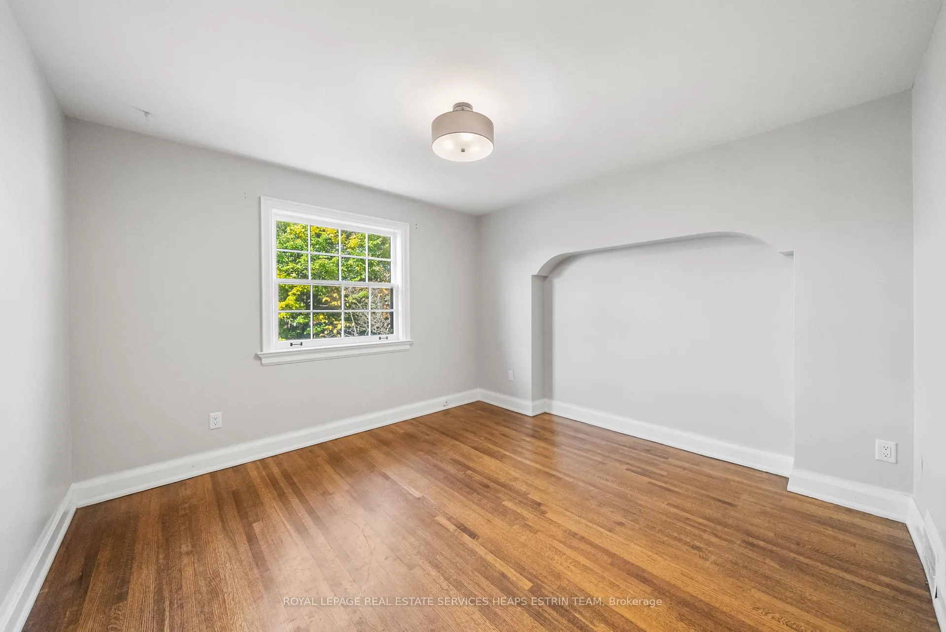 Photo 14 of 10 Heather Road, Toronto, Leaside — HOMEH