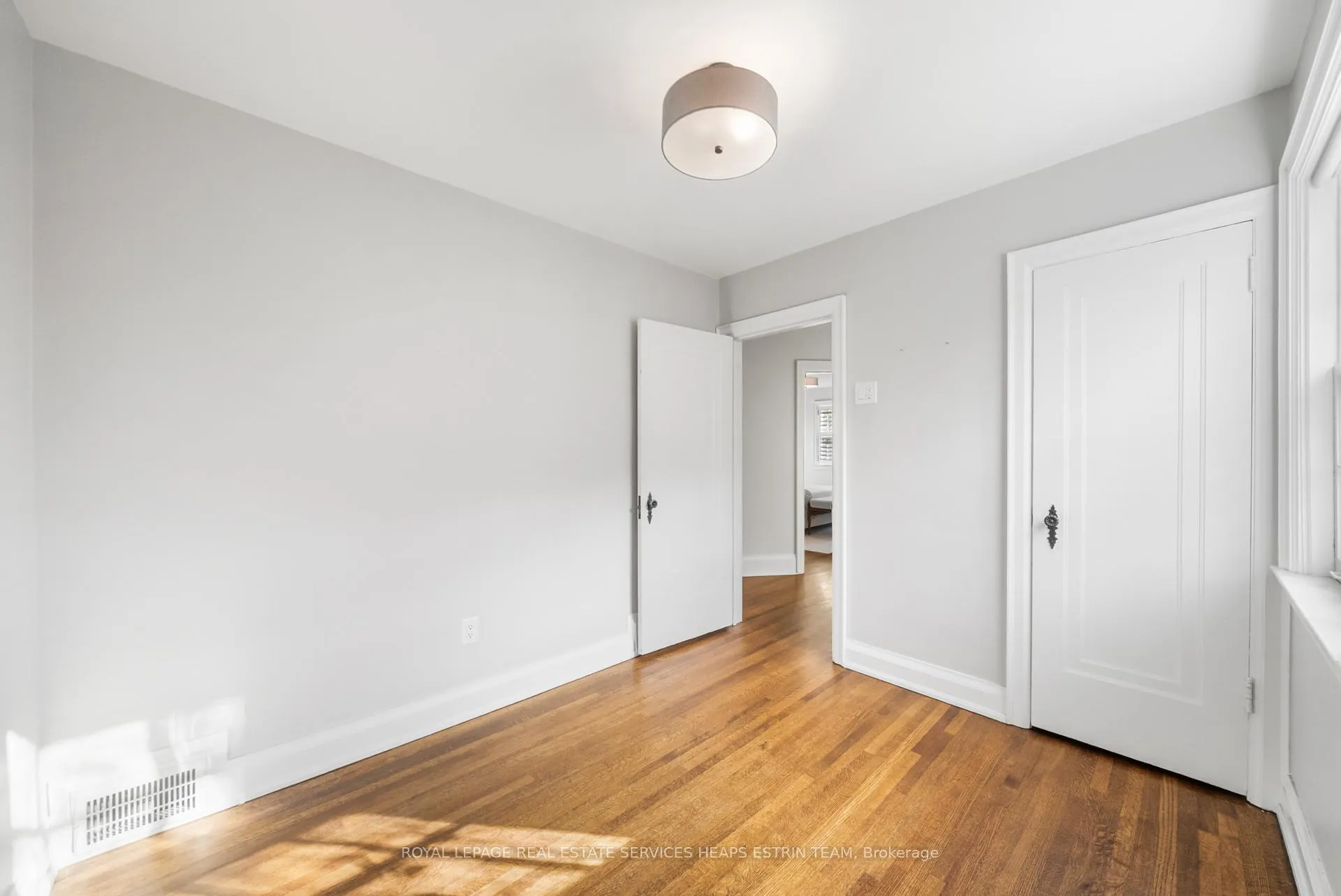 Photo 15 of 10 Heather Road, Toronto, Leaside — HOMEH