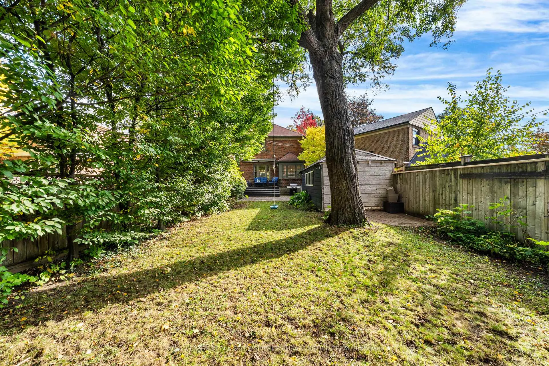 Photo 22 of 10 Heather Road, Toronto, Leaside — HOMEH