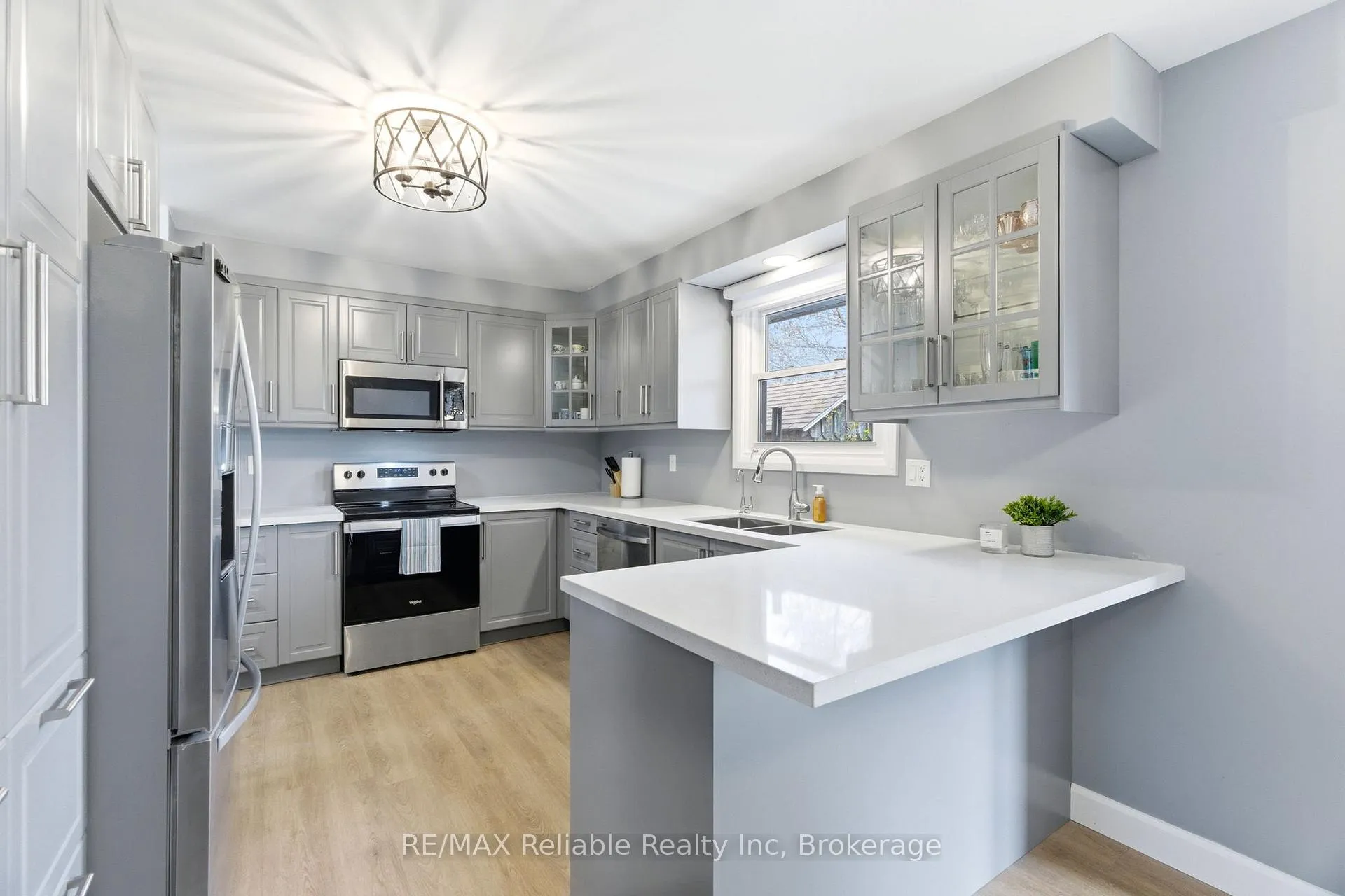 Photo 14 of 313 Krohmer Drive, Goderich, Goderich (Town) — HOMEH