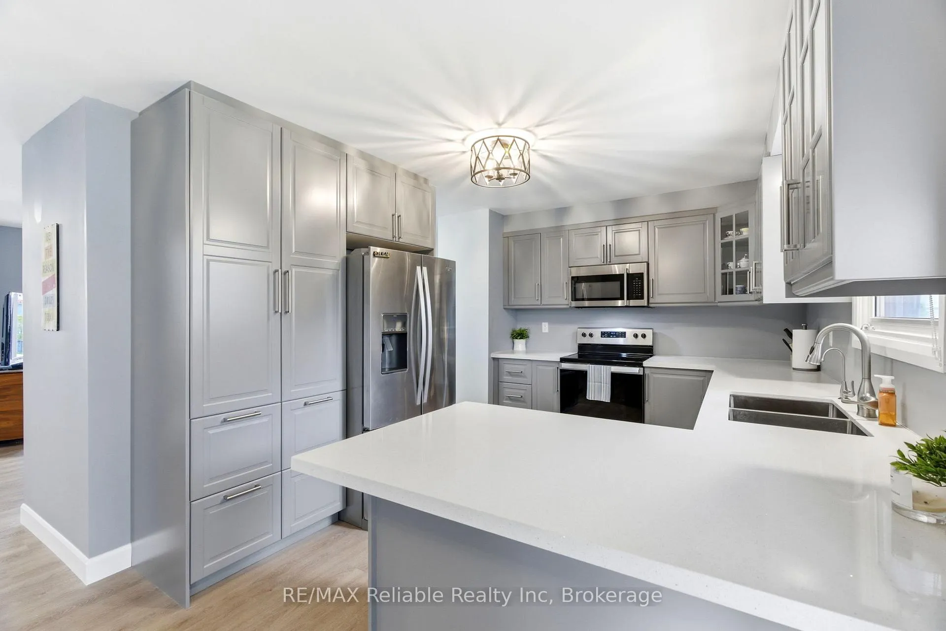 Photo 17 of 313 Krohmer Drive, Goderich, Goderich (Town) — HOMEH