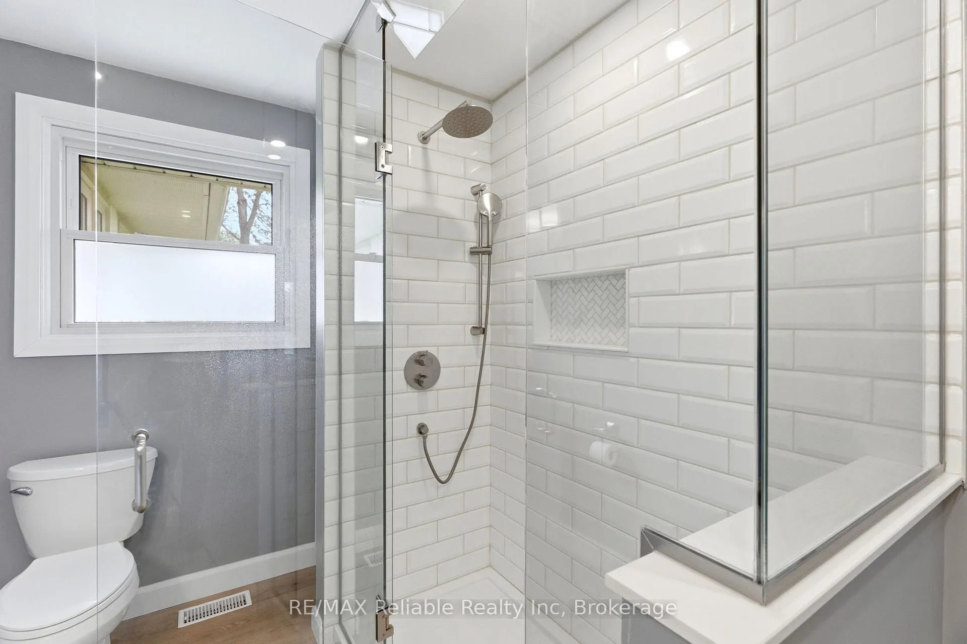Photo 25 of 313 Krohmer Drive, Goderich, Goderich (Town) — HOMEH