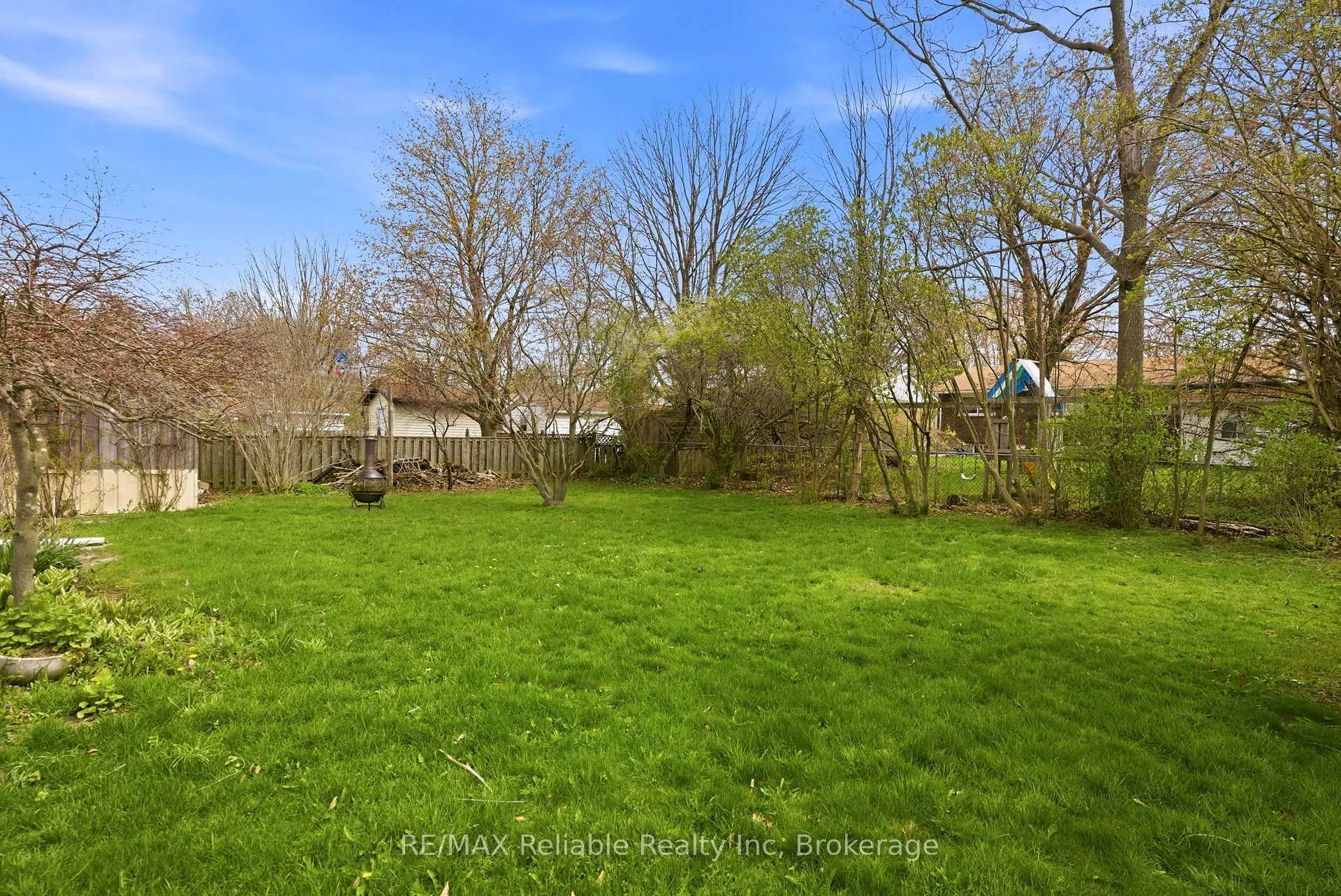 Photo 41 of 313 Krohmer Drive, Goderich, Goderich (Town) — HOMEH